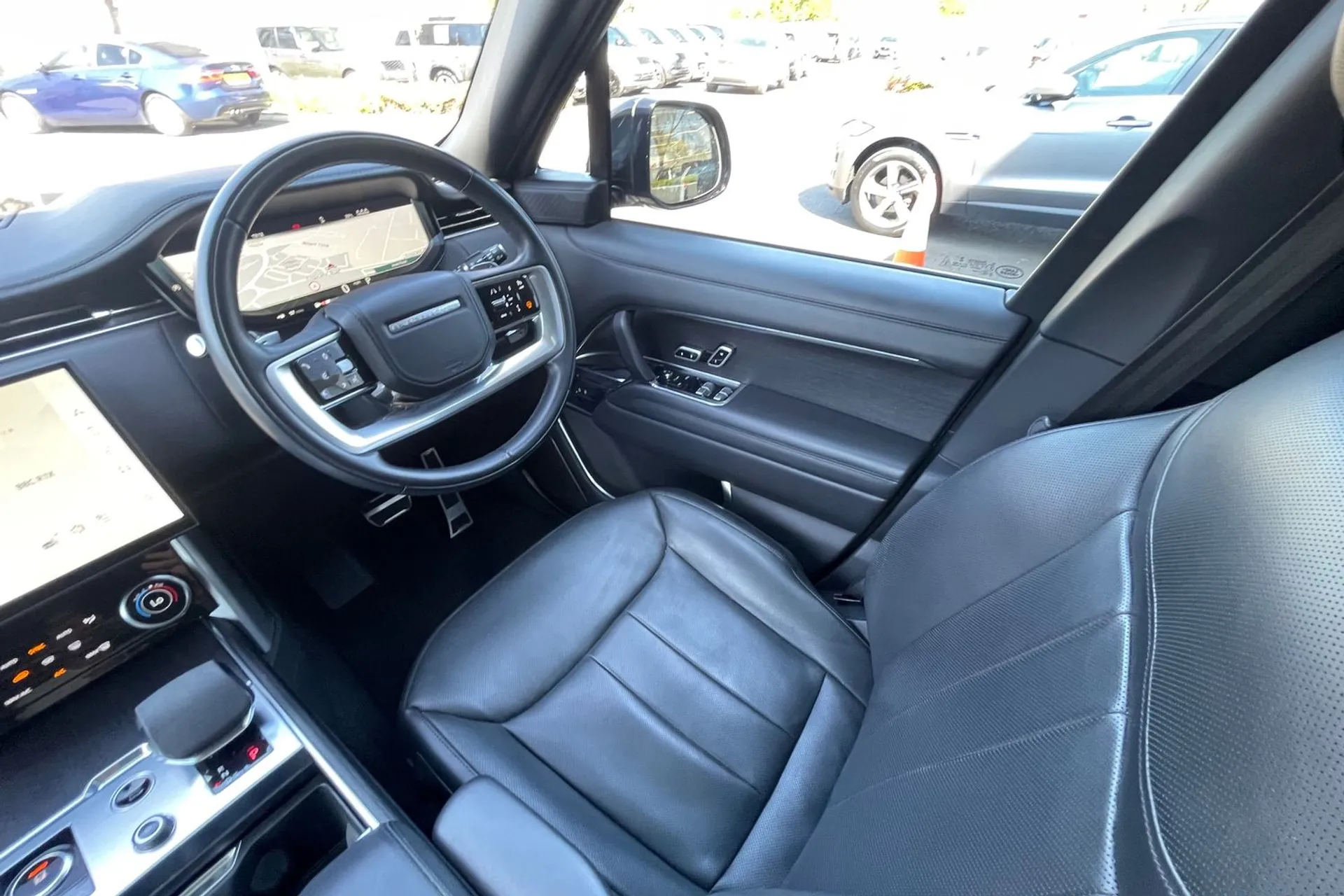 LAND ROVER RANGE ROVER thumbnail image number 14