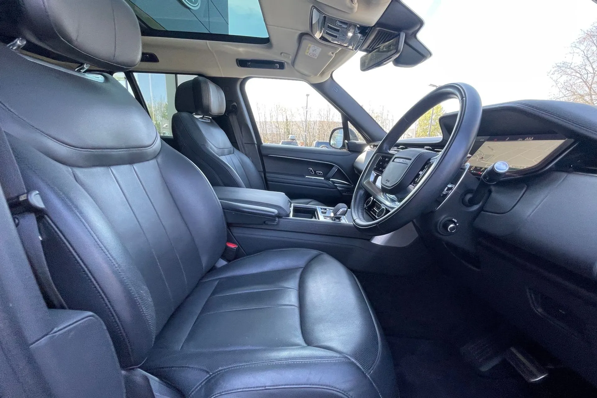 LAND ROVER RANGE ROVER thumbnail image number 9