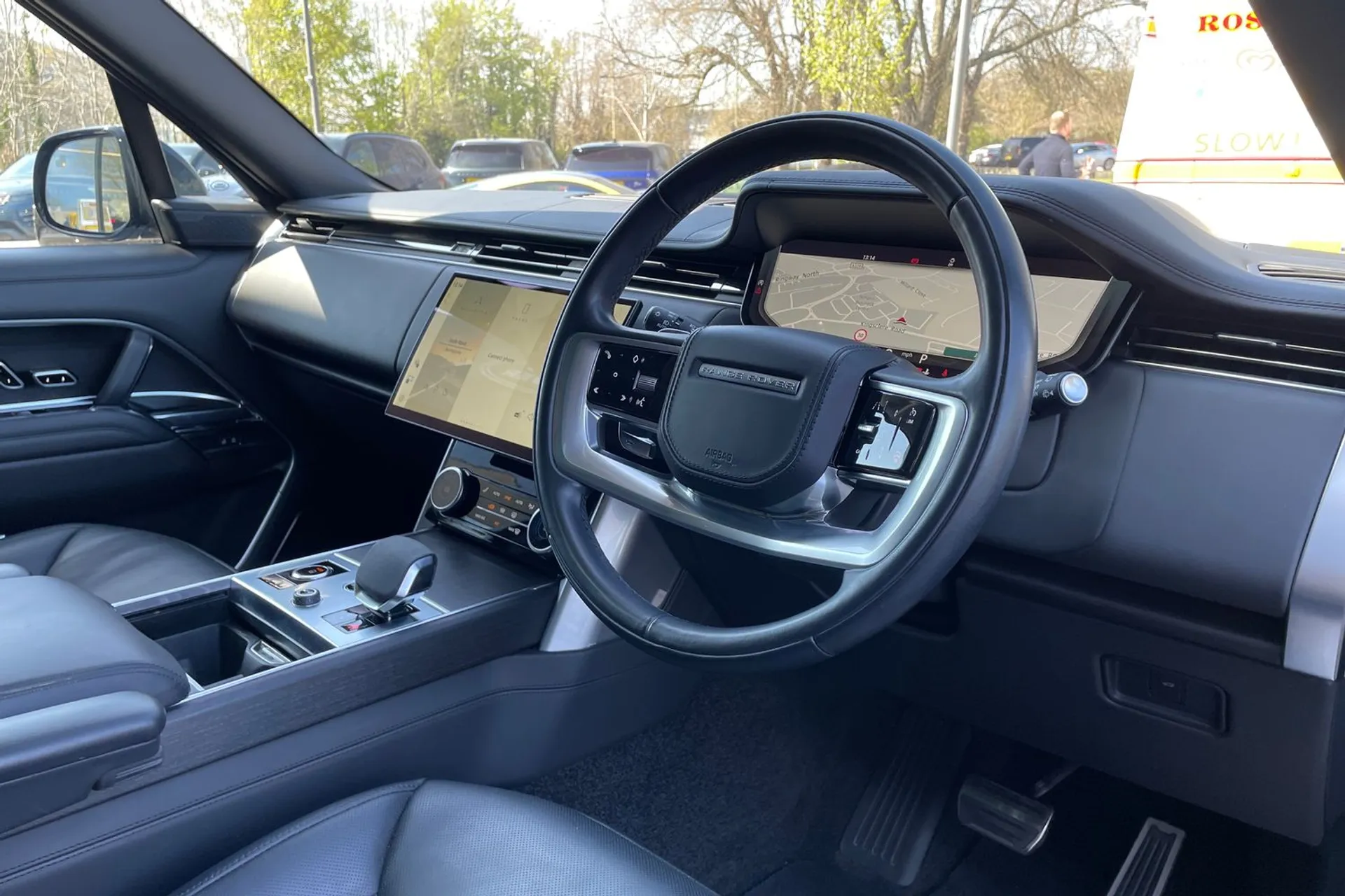 LAND ROVER RANGE ROVER thumbnail image number 32