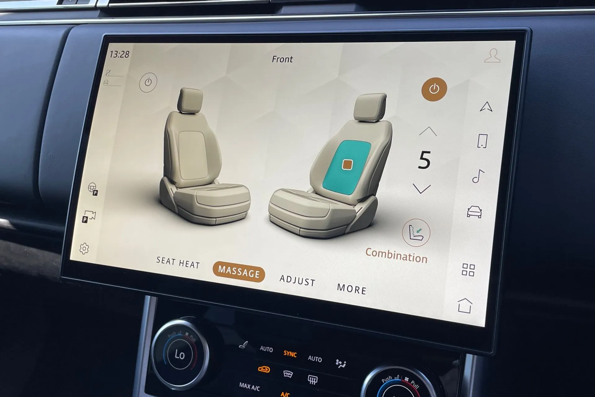LAND ROVER RANGE ROVER thumbnail image number 18