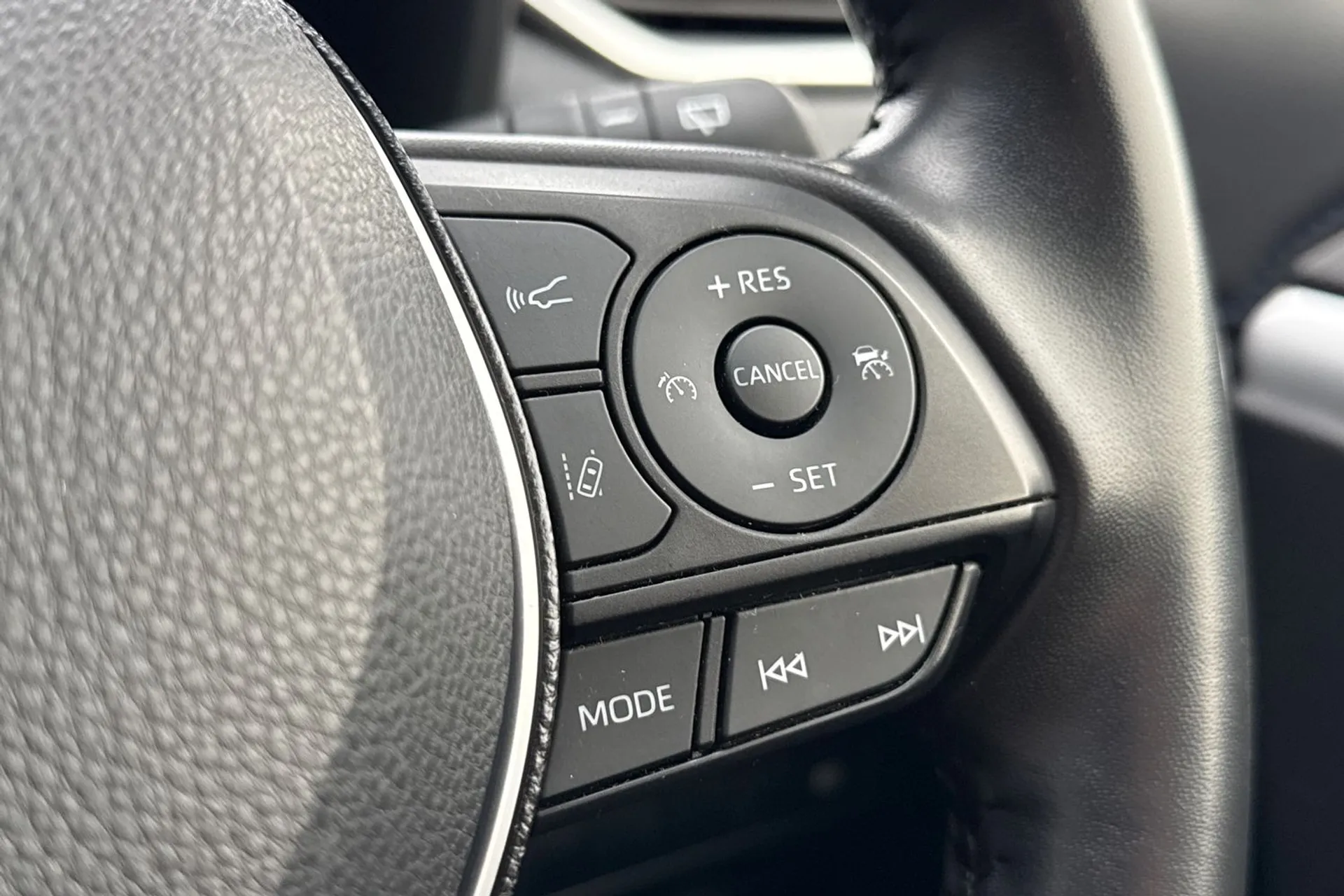 TOYOTA RAV4 thumbnail image number 47