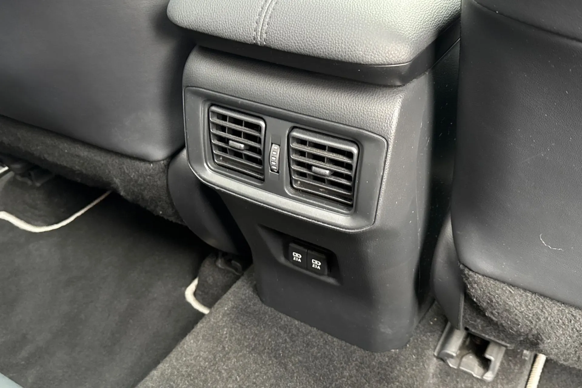 TOYOTA RAV4 thumbnail image number 55