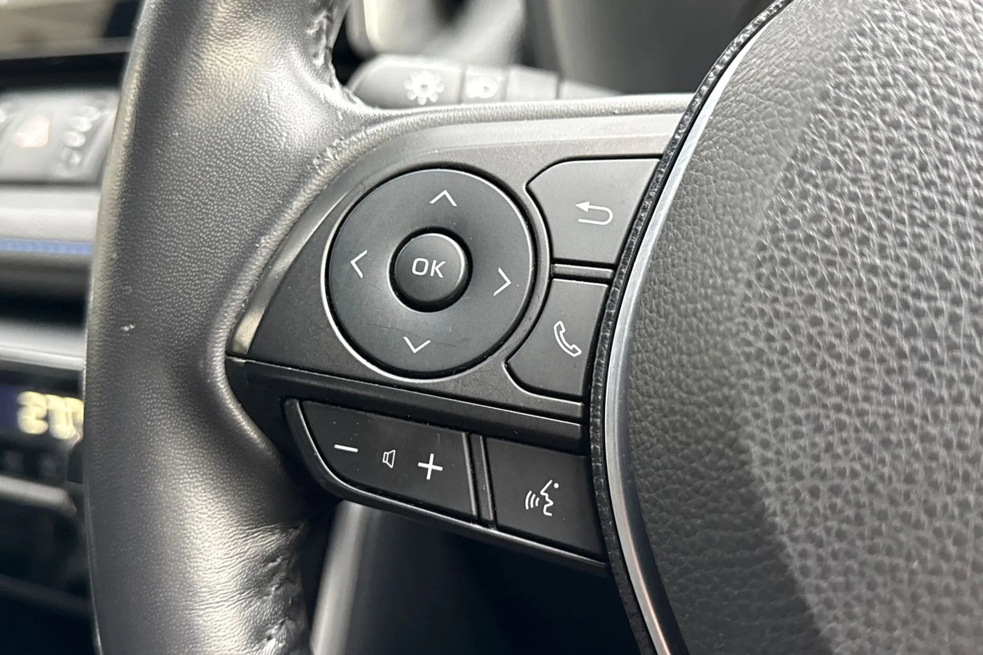 TOYOTA RAV4 thumbnail image number 46