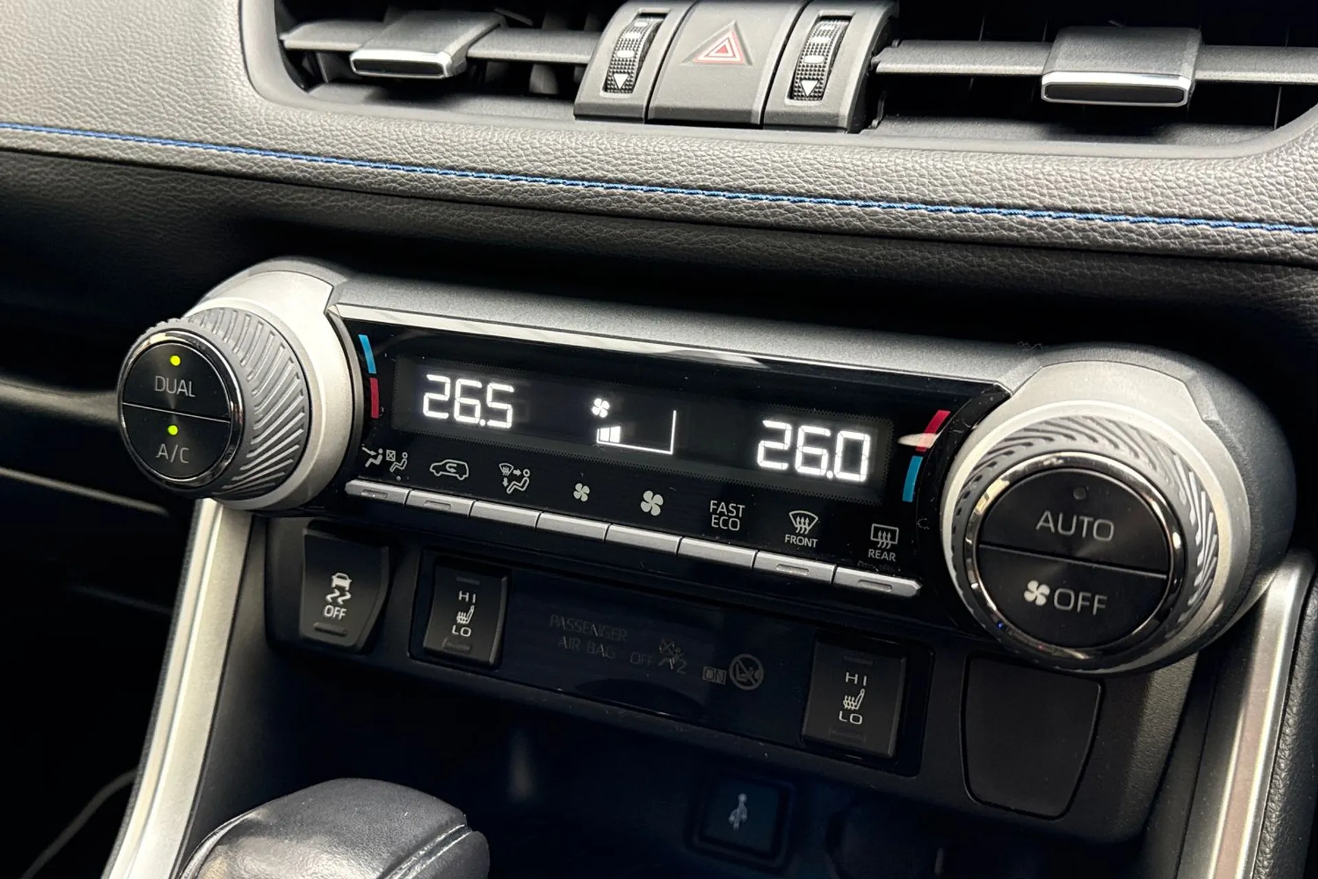 TOYOTA RAV4 thumbnail image number 48