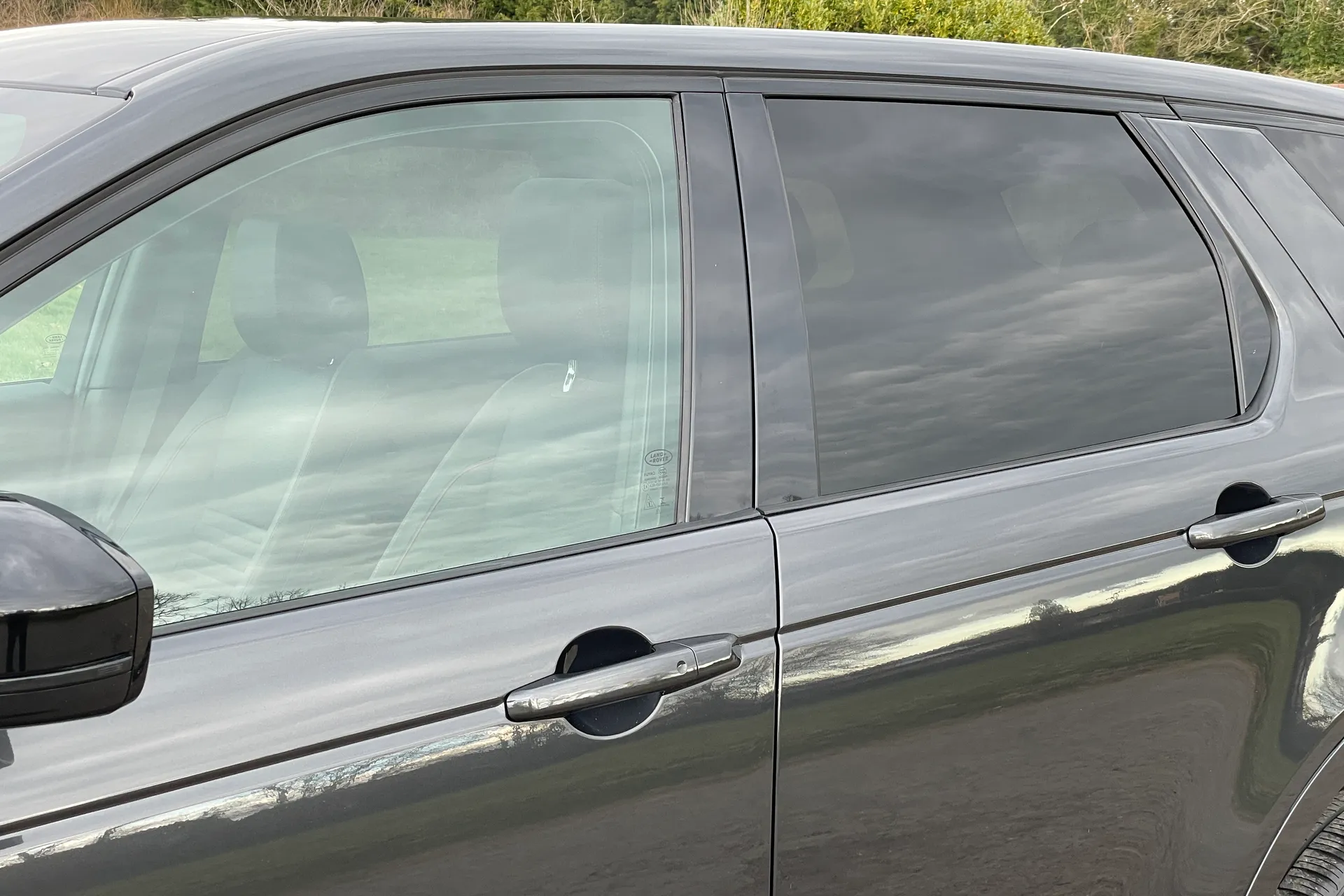 LAND ROVER DISCOVERY SPORT thumbnail image number 11