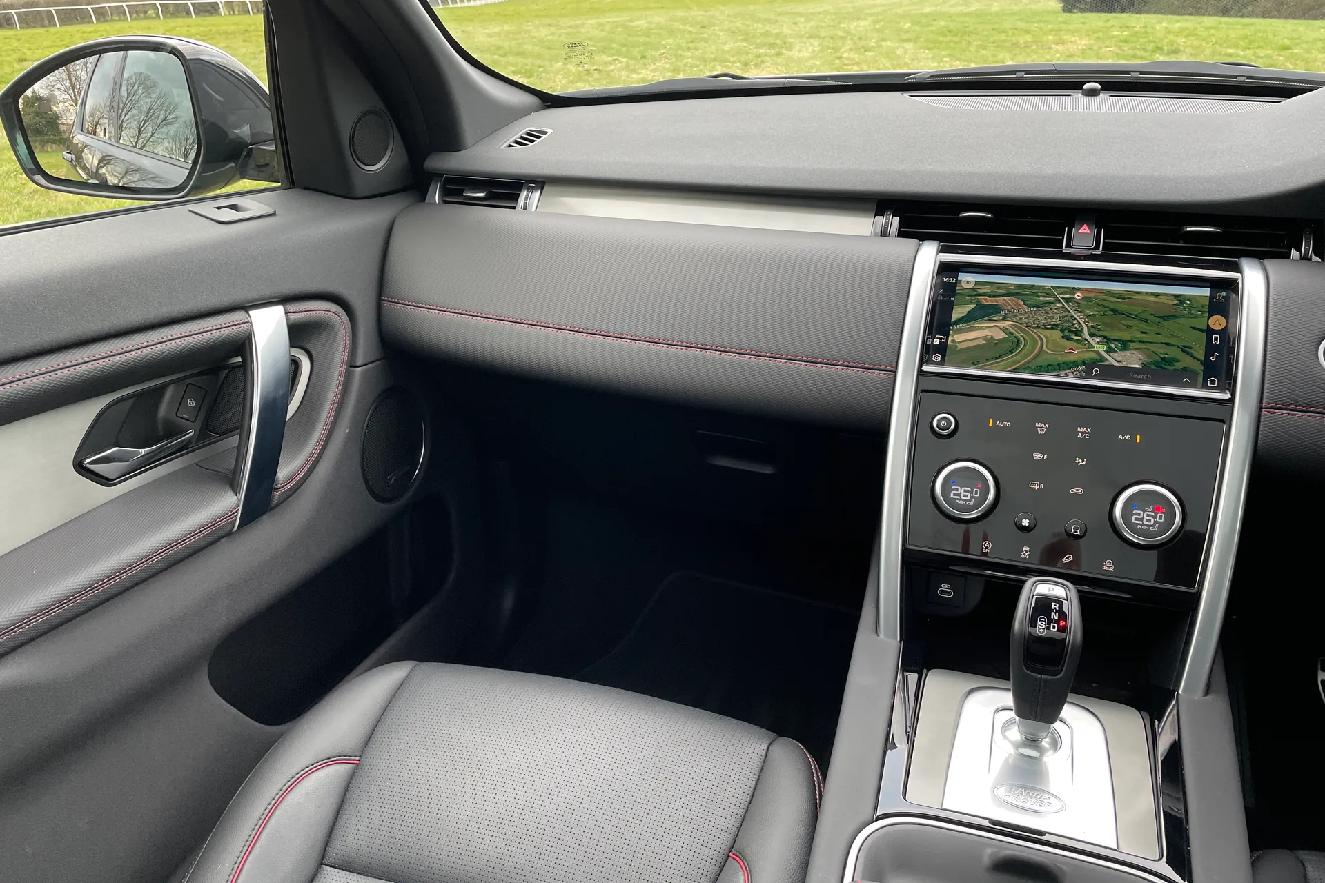LAND ROVER DISCOVERY SPORT thumbnail image number 52