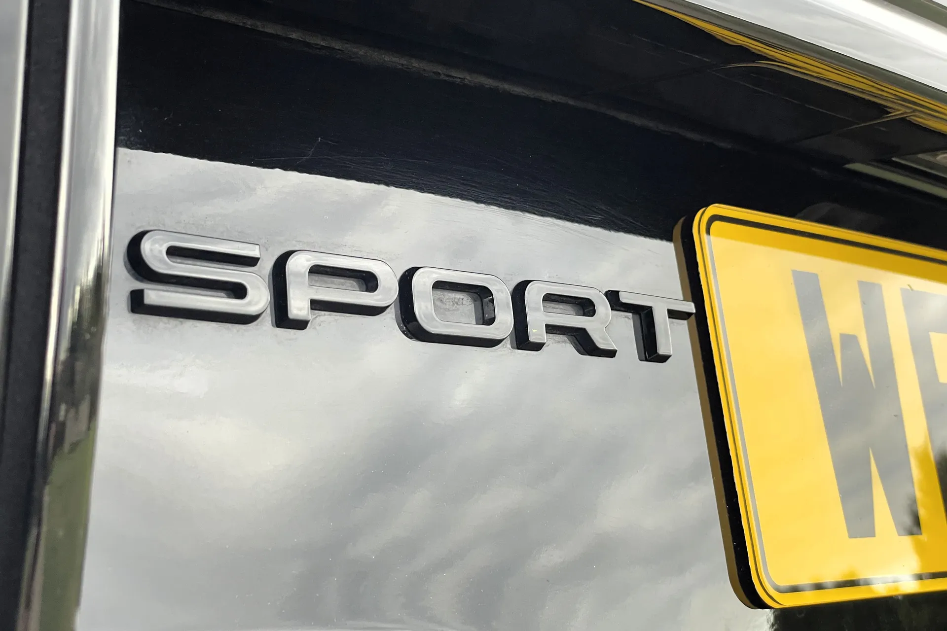 LAND ROVER DISCOVERY SPORT thumbnail image number 14