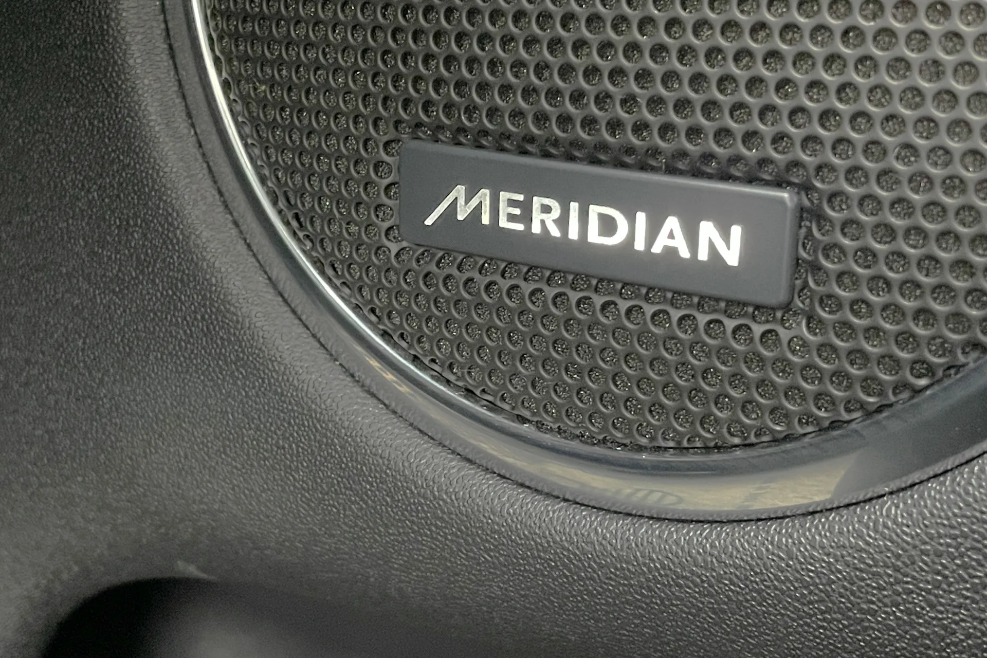 LAND ROVER DISCOVERY SPORT thumbnail image number 29