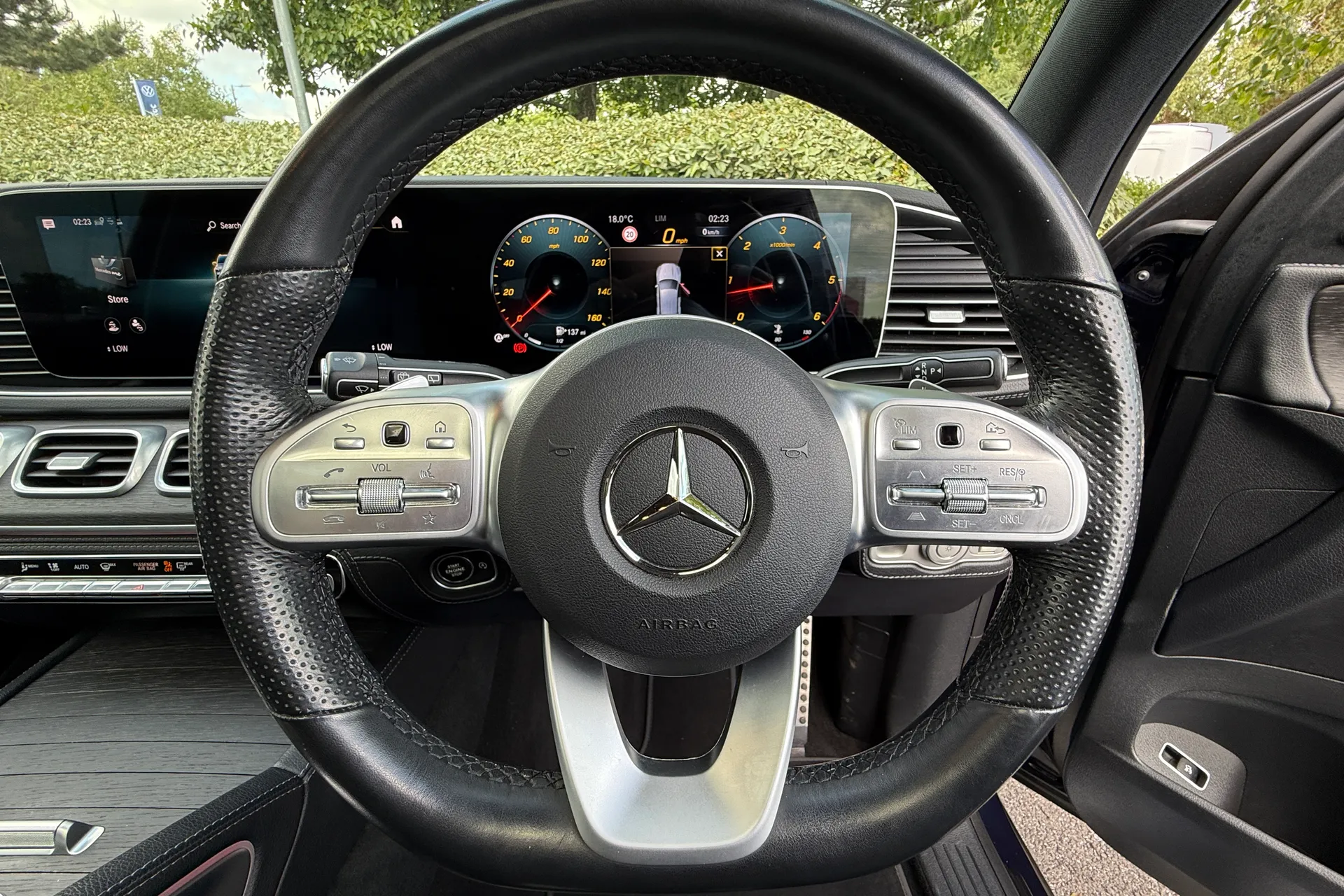 MERCEDES-BENZ GLE thumbnail image number 12