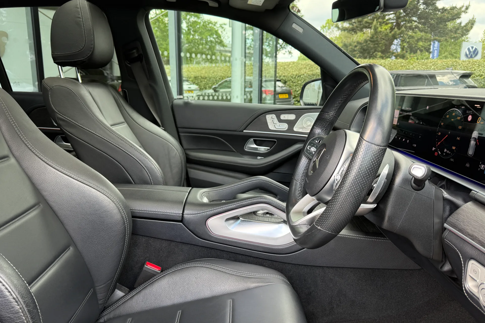 MERCEDES-BENZ GLE thumbnail image number 28
