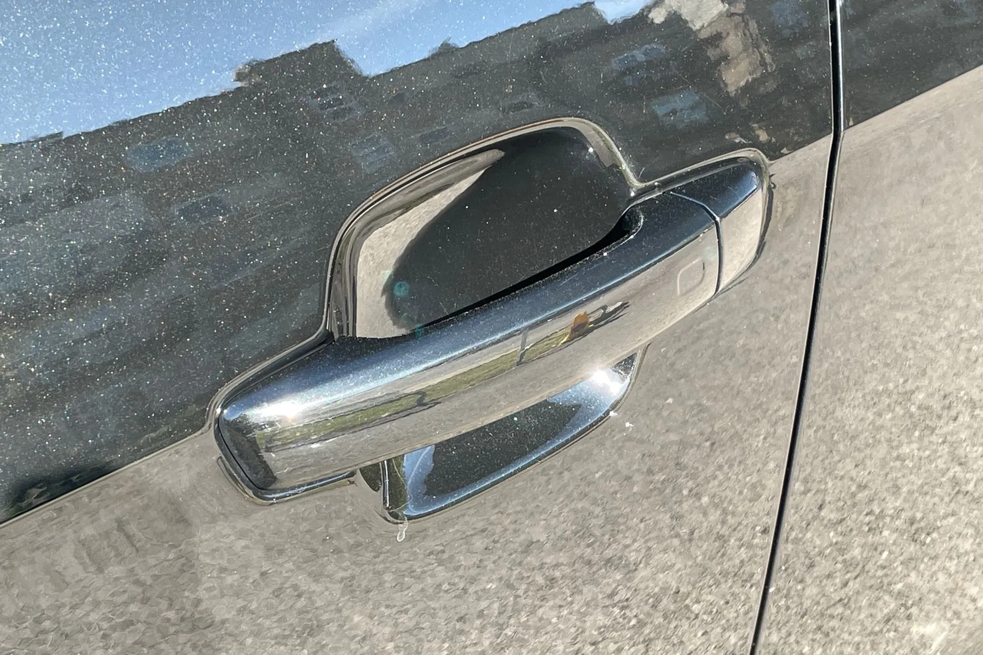 Audi Q2 thumbnail image number 14