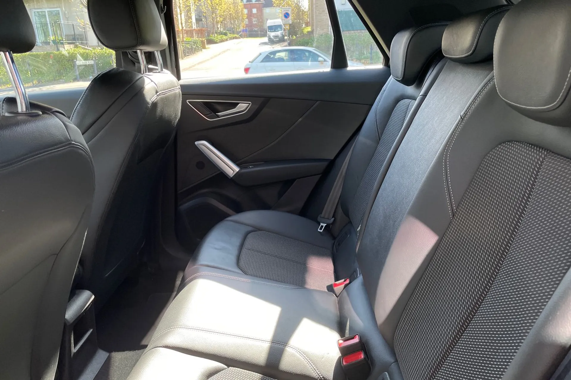 Audi Q2 thumbnail image number 29
