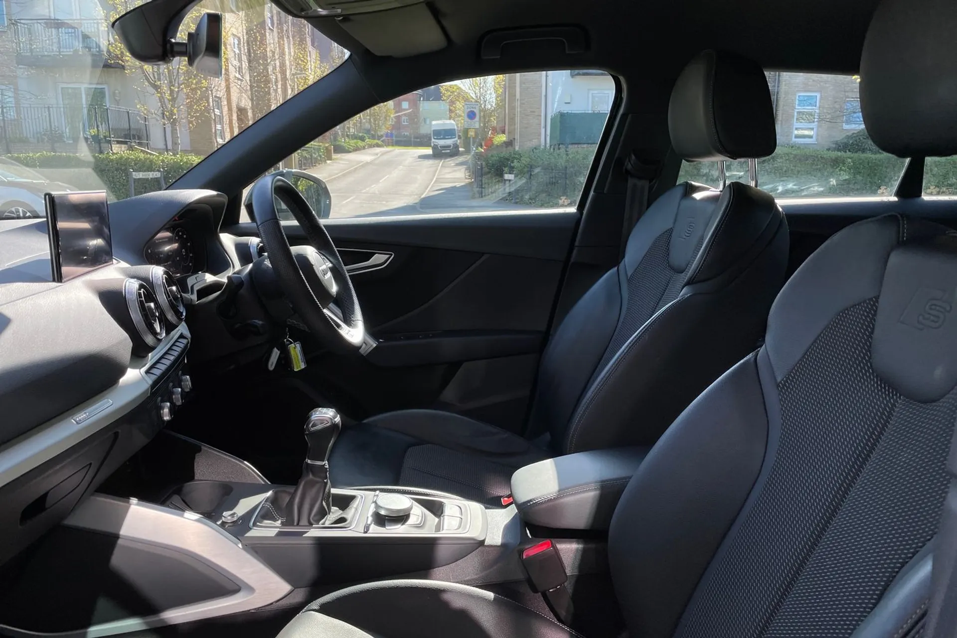 Audi Q2 thumbnail image number 27