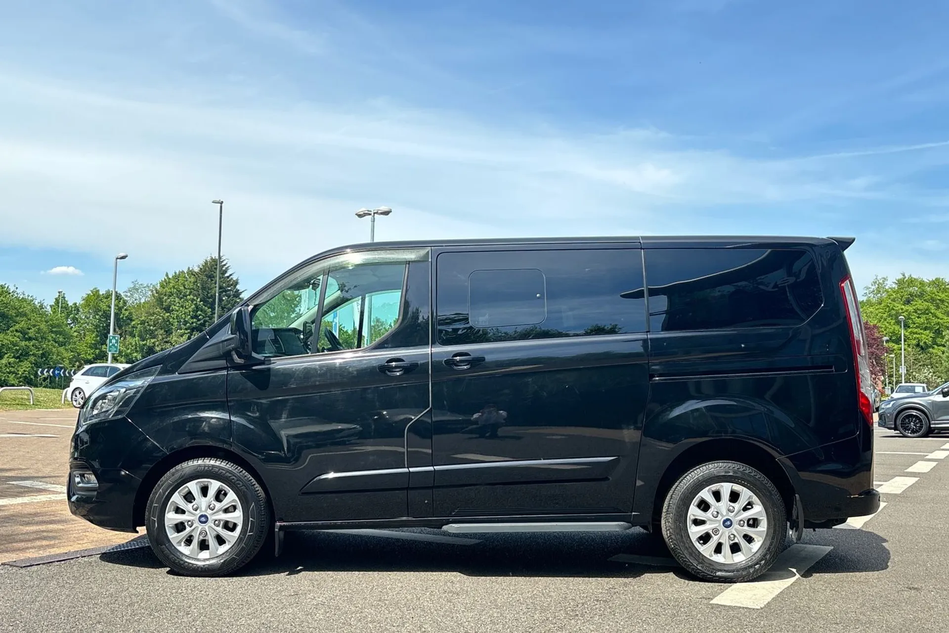 FORD TOURNEO CUSTOM thumbnail image number 12