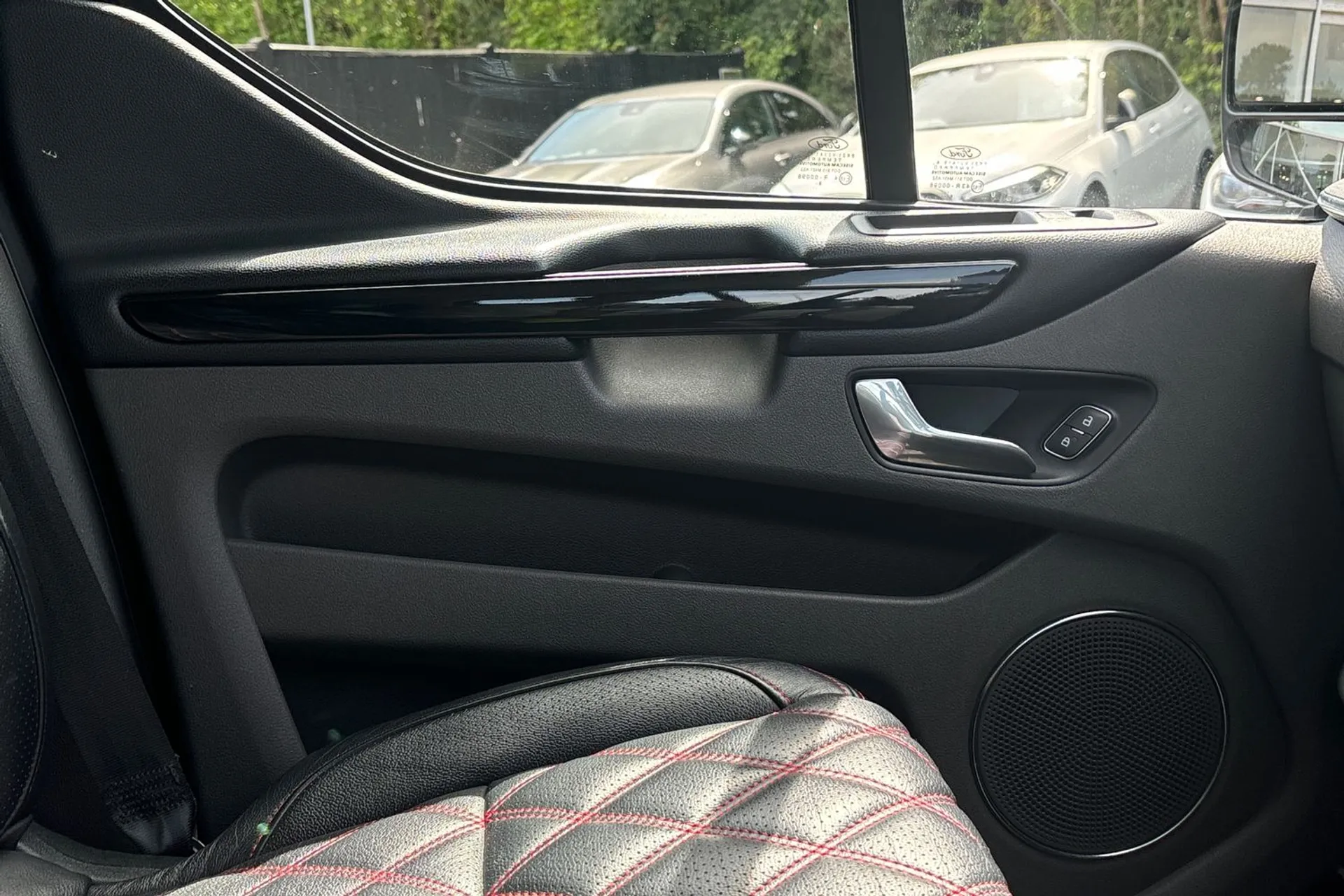 FORD TOURNEO CUSTOM thumbnail image number 41
