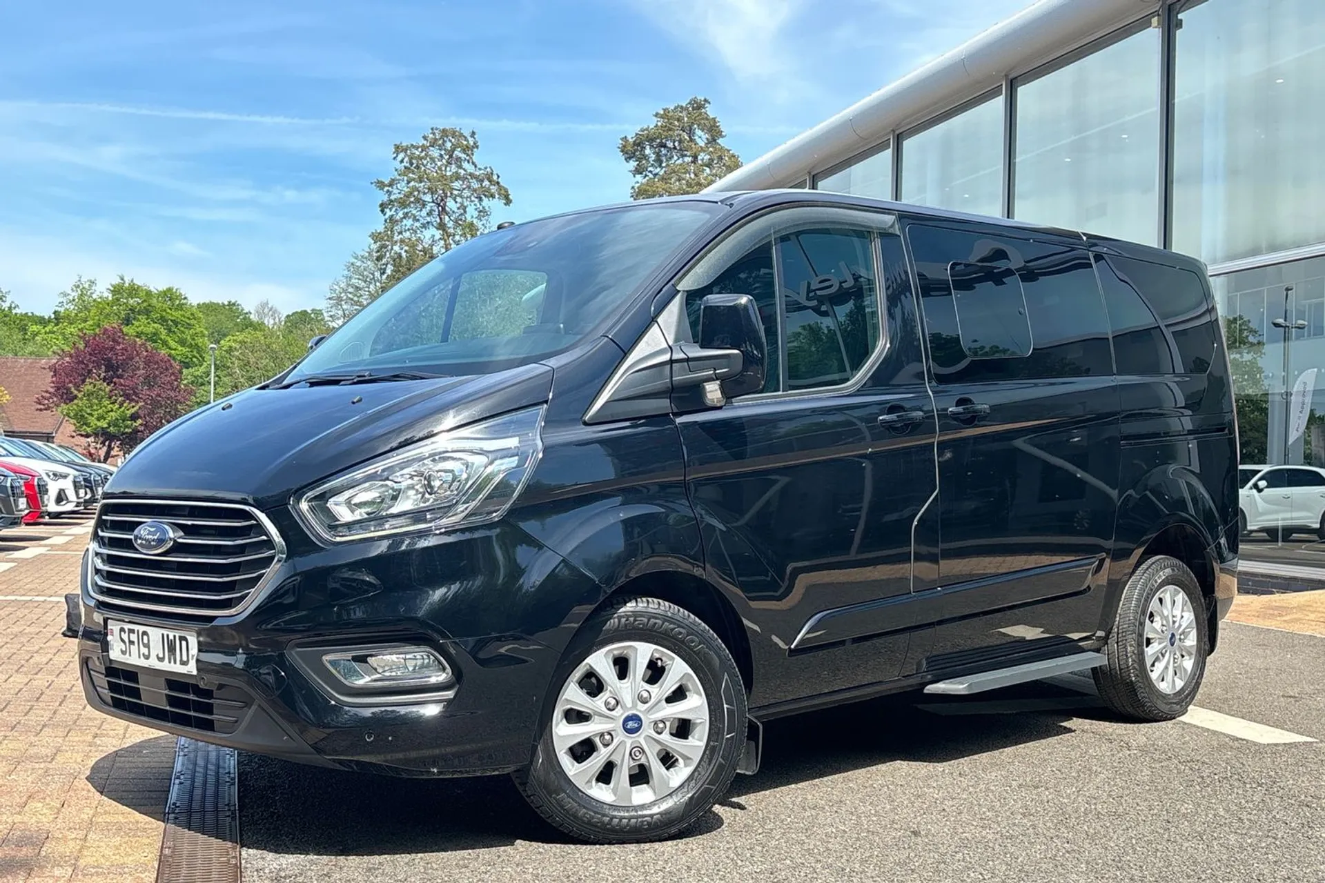 FORD TOURNEO CUSTOM thumbnail image number 13