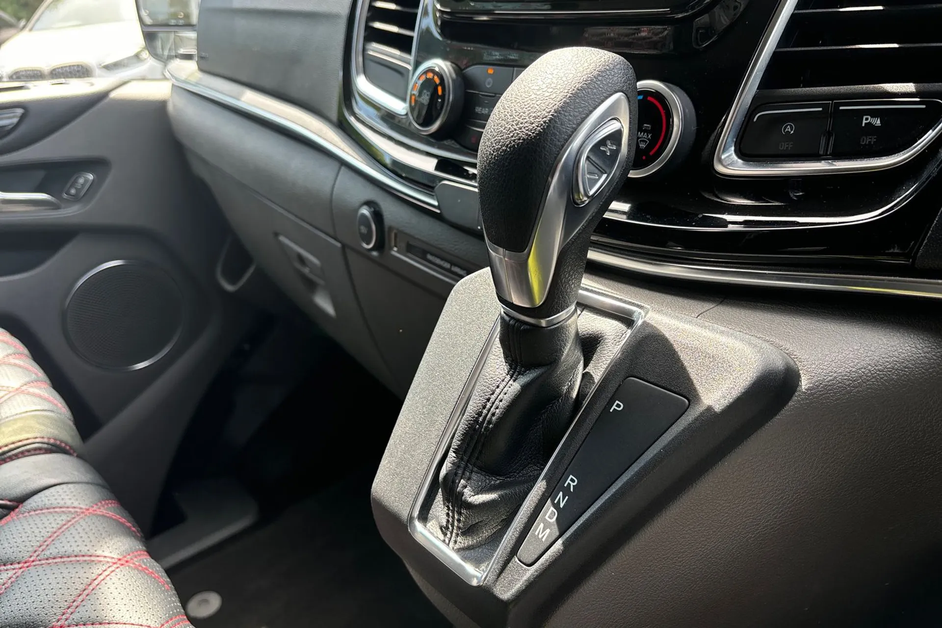 FORD TOURNEO CUSTOM thumbnail image number 44