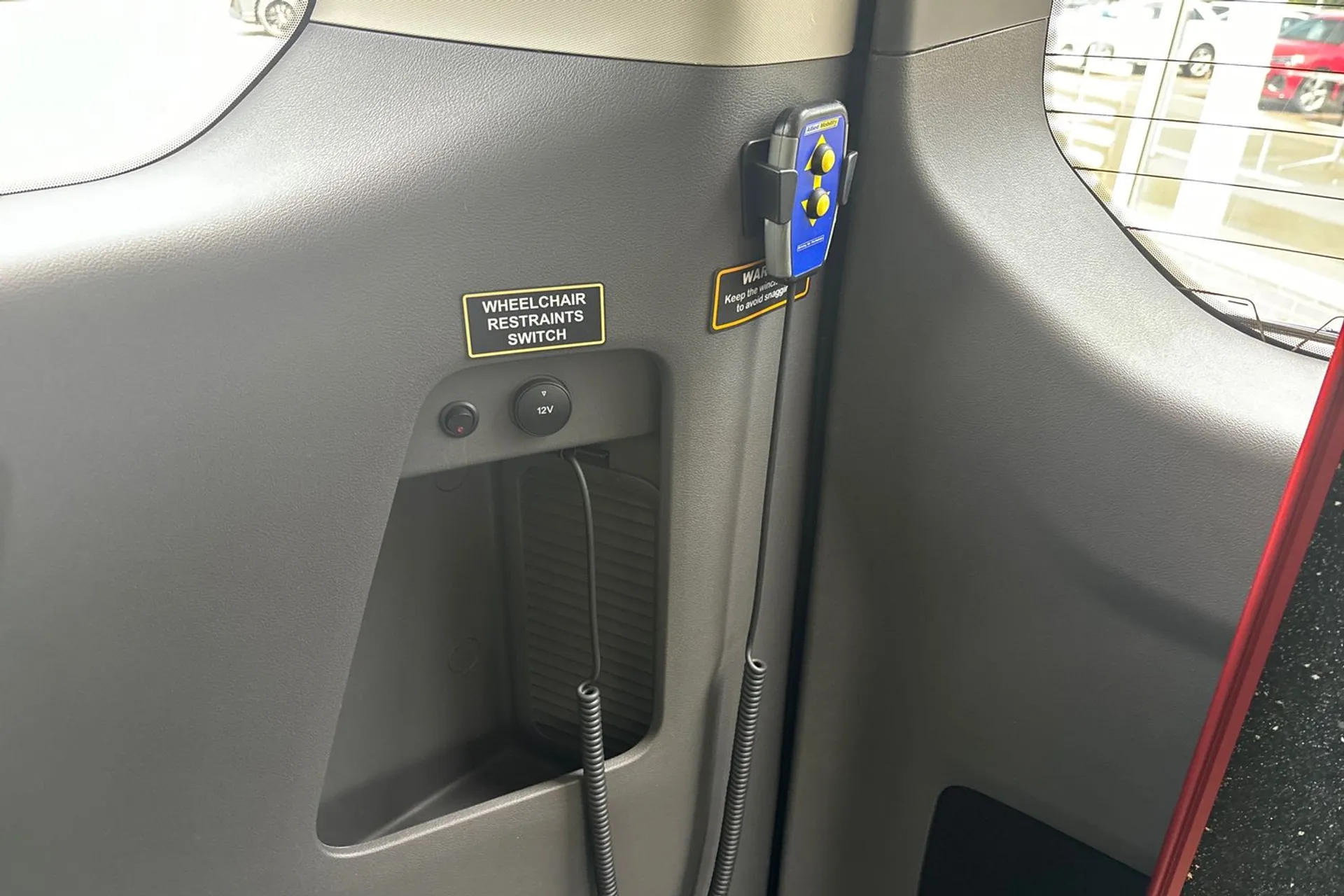 FORD TOURNEO CUSTOM thumbnail image number 52