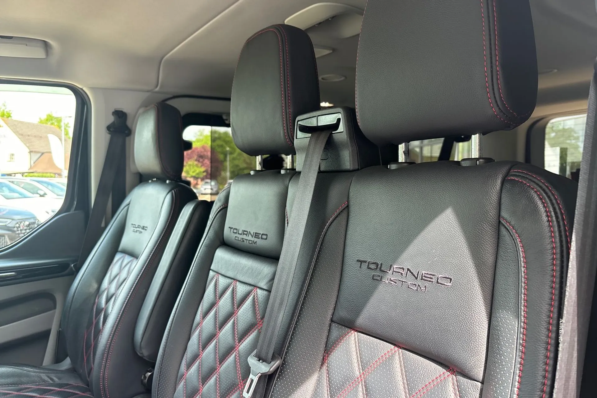 FORD TOURNEO CUSTOM thumbnail image number 54