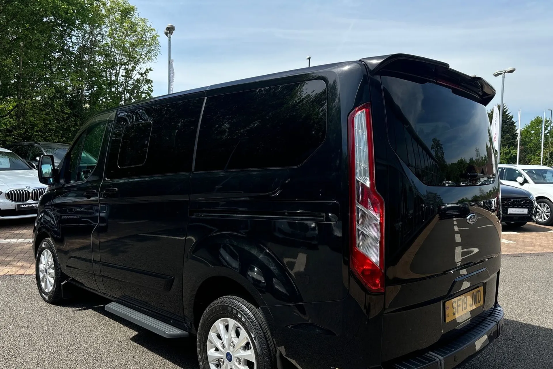 FORD TOURNEO CUSTOM thumbnail image number 11