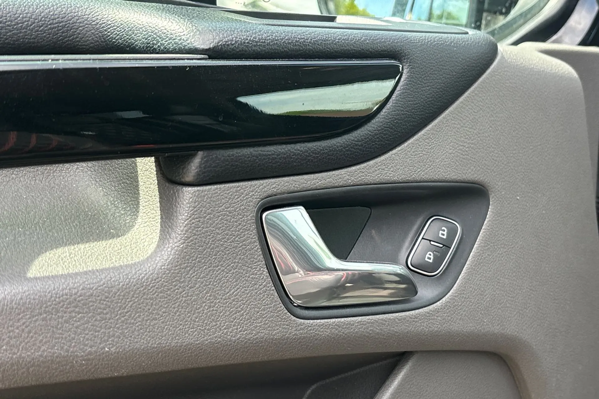 FORD TOURNEO CUSTOM thumbnail image number 55
