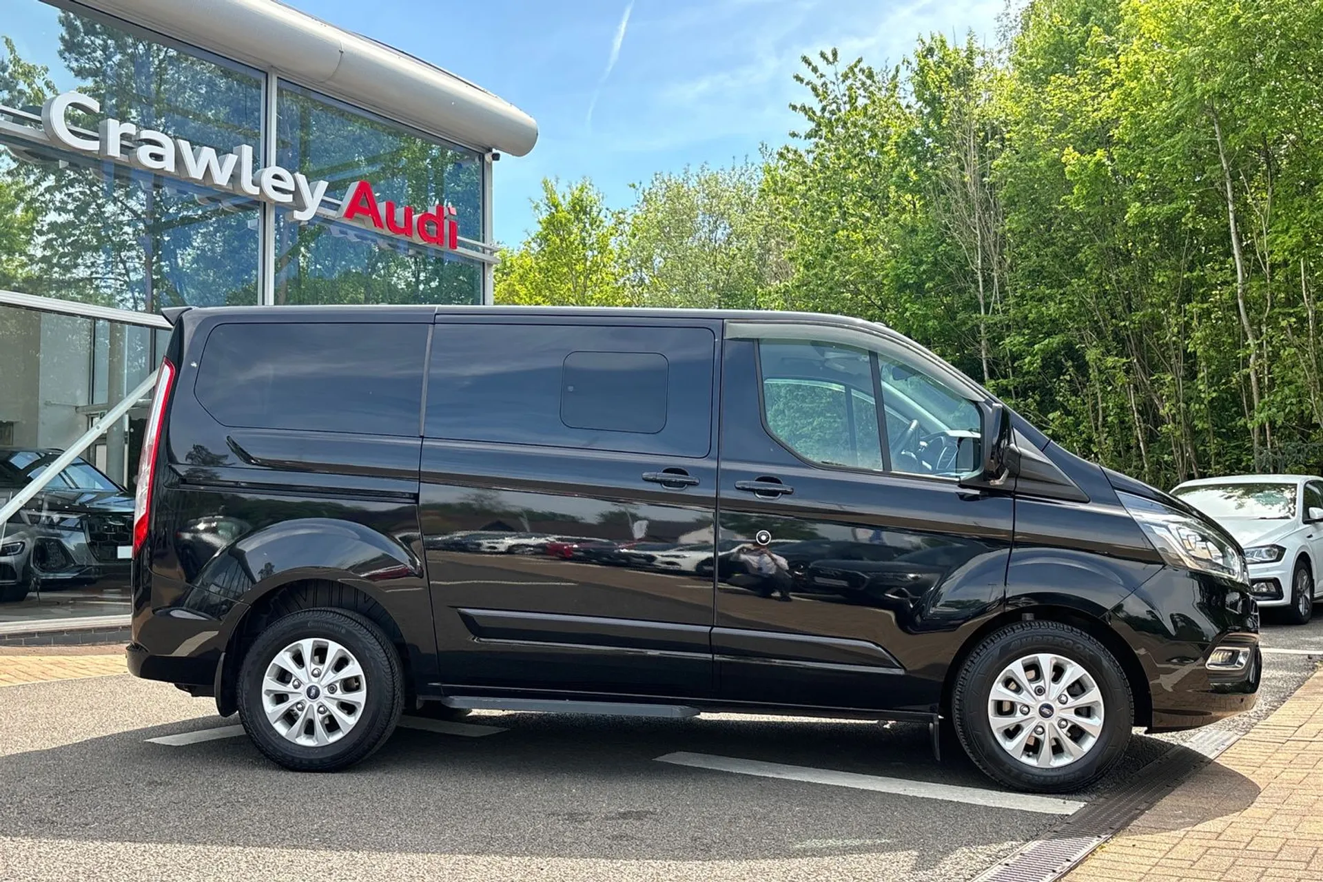 FORD TOURNEO CUSTOM thumbnail image number 9