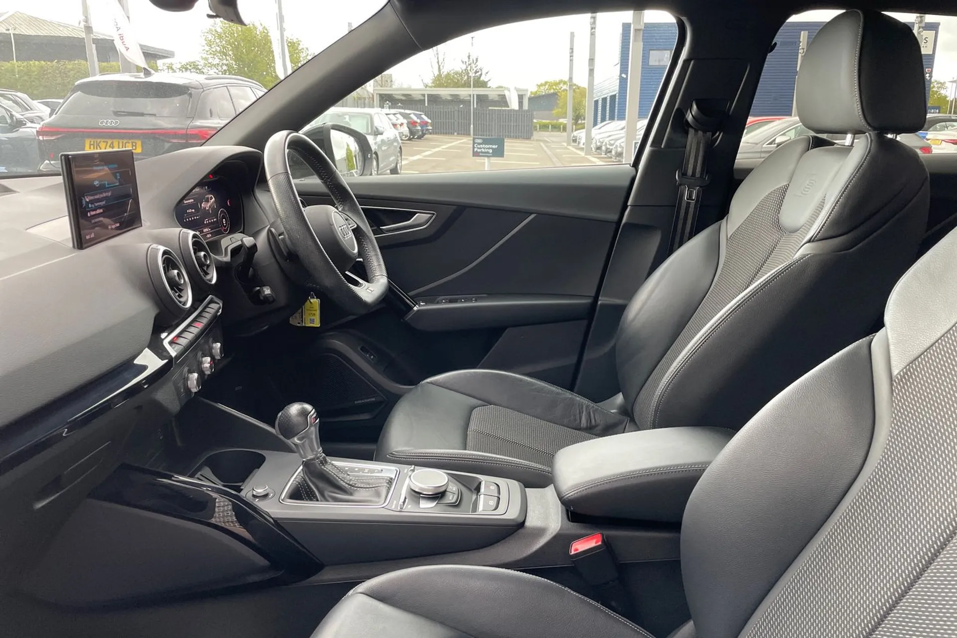 Audi Q2 thumbnail image number 29