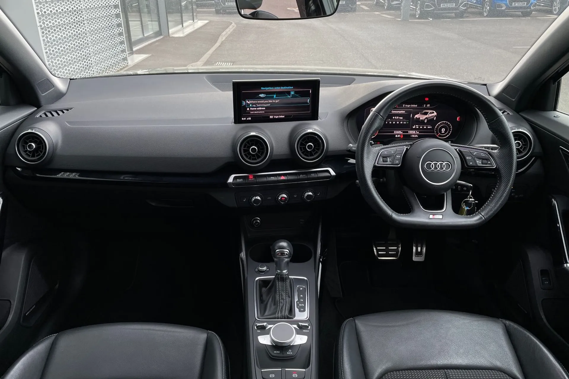 Audi Q2 thumbnail image number 3
