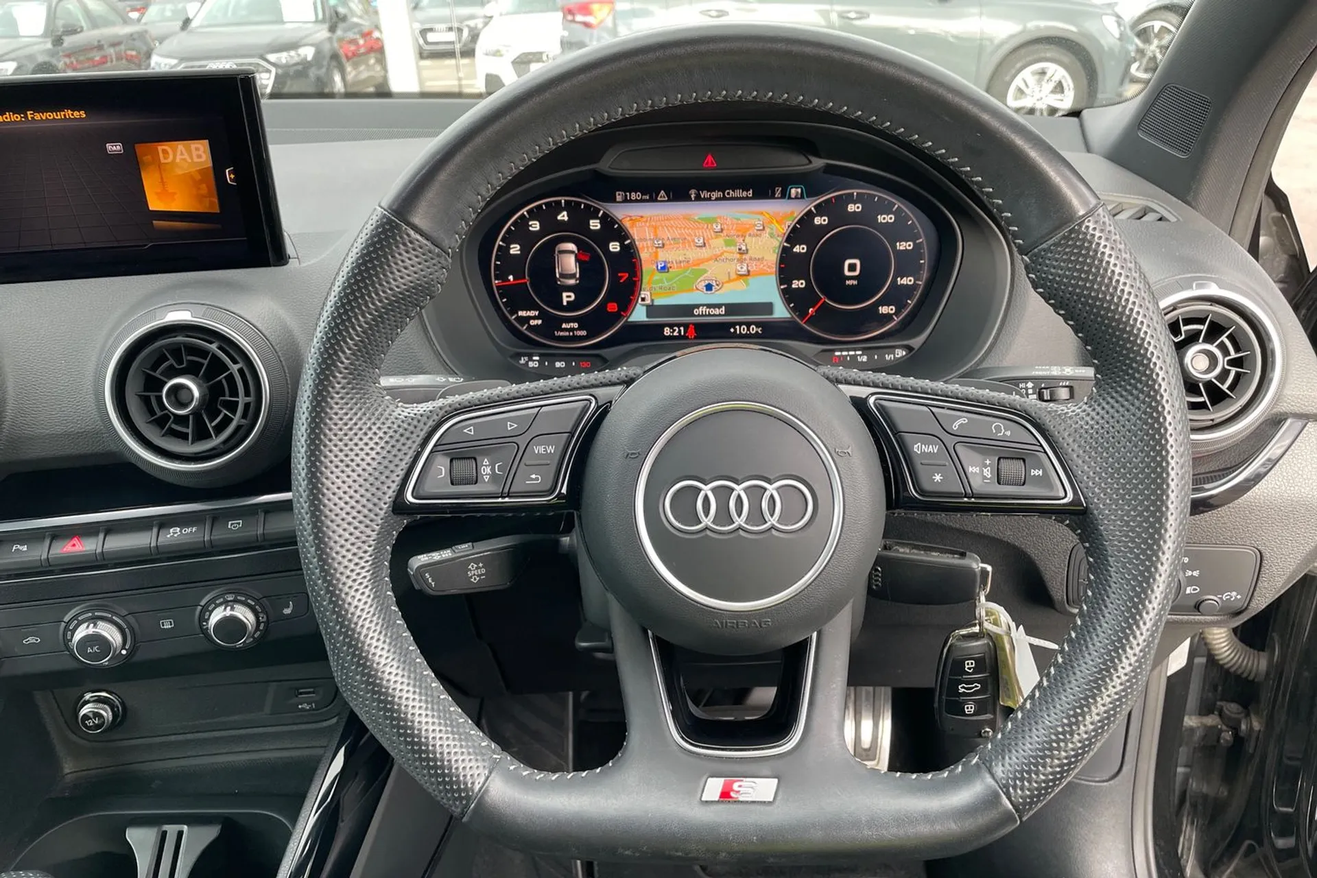 Audi Q2 thumbnail image number 38