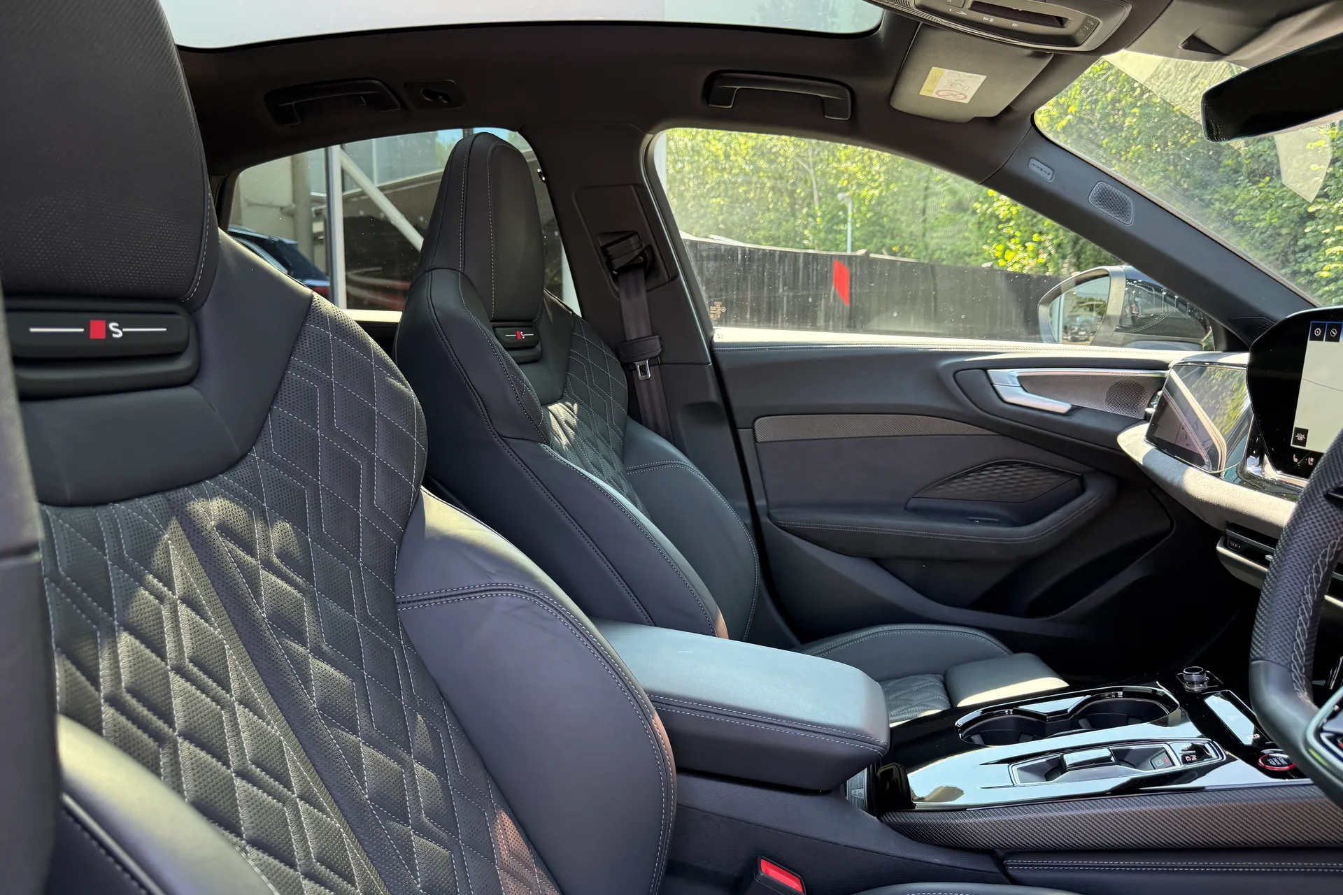 Audi A5 thumbnail image number 23