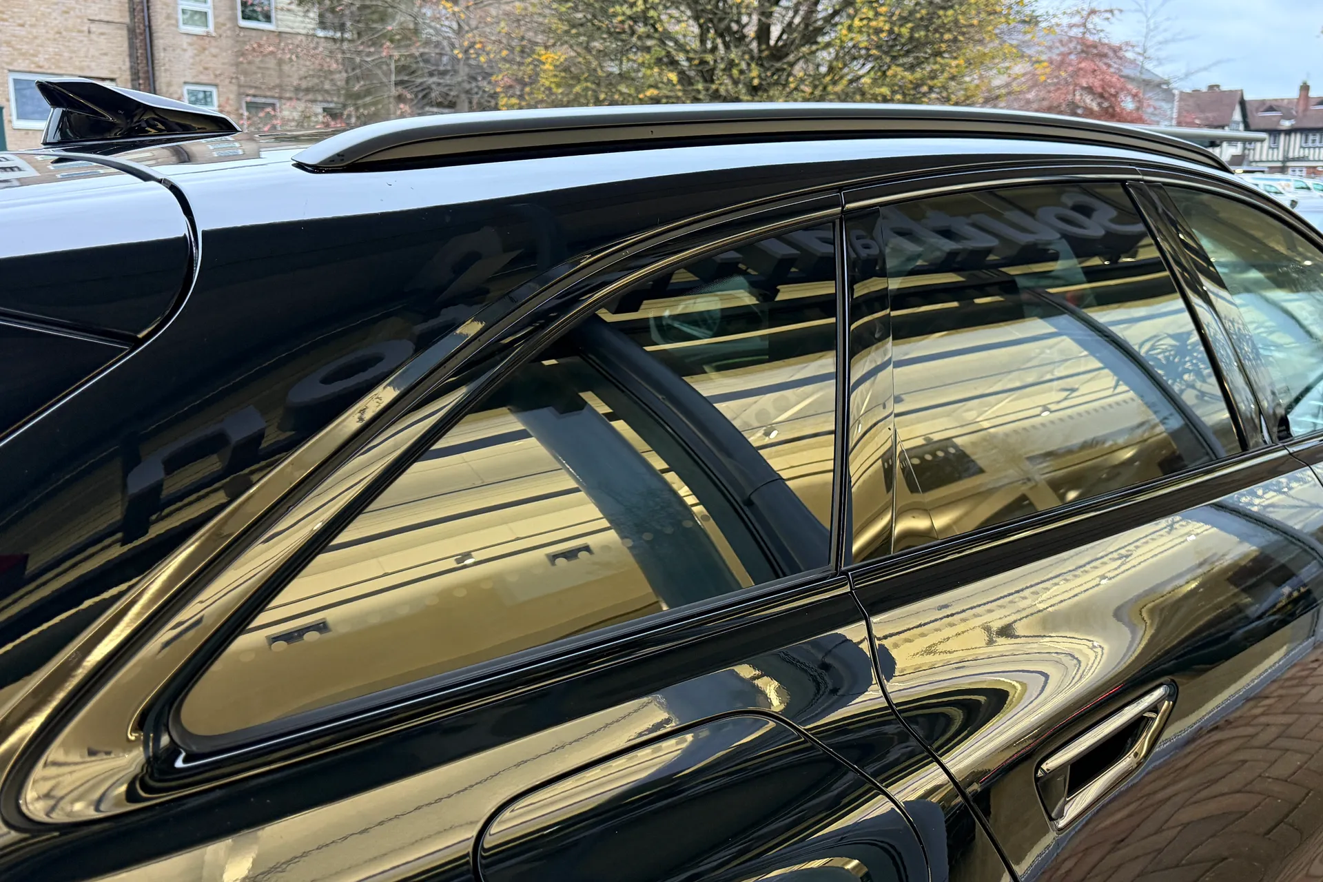 Audi A5 thumbnail image number 42