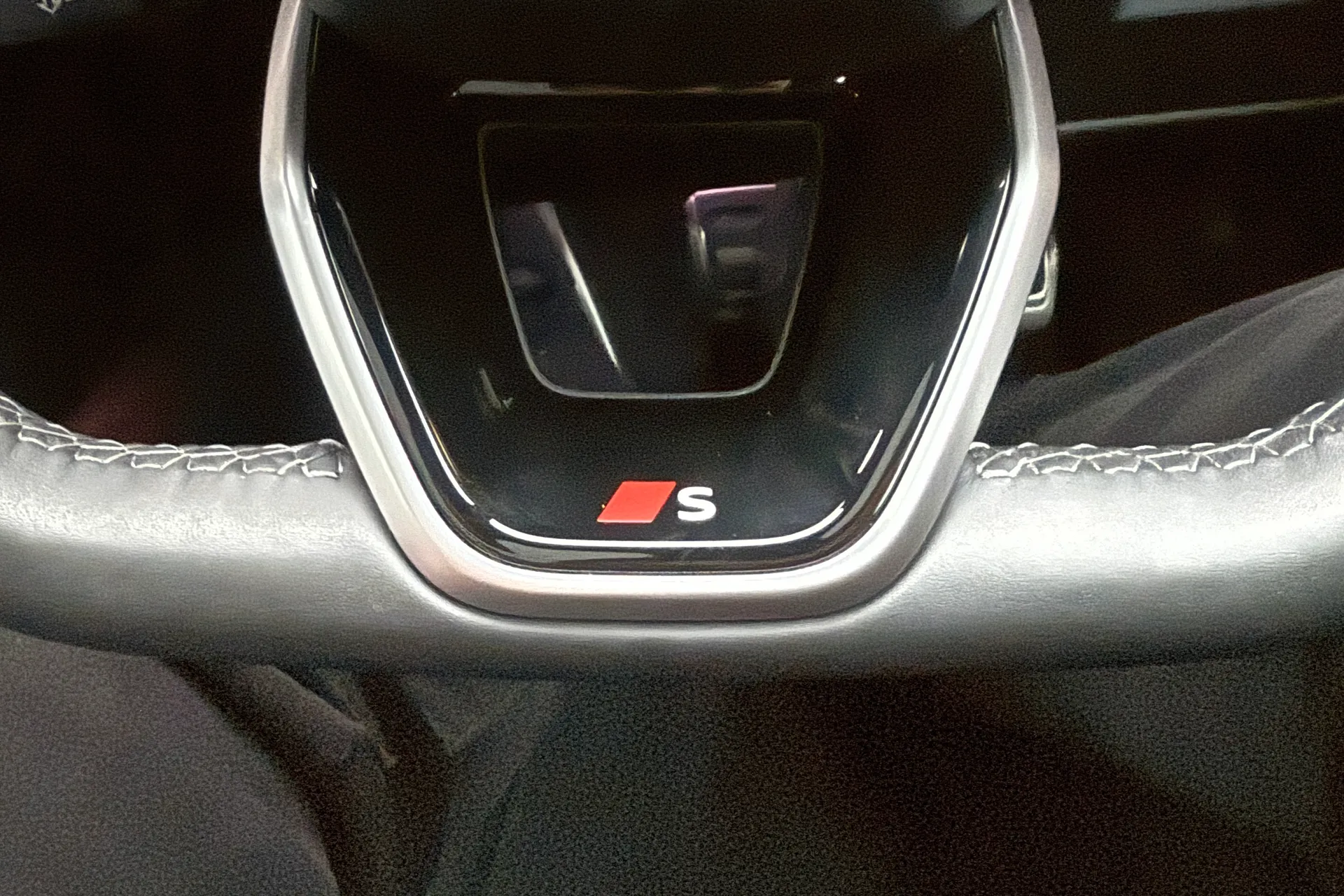 Audi A5 thumbnail image number 13