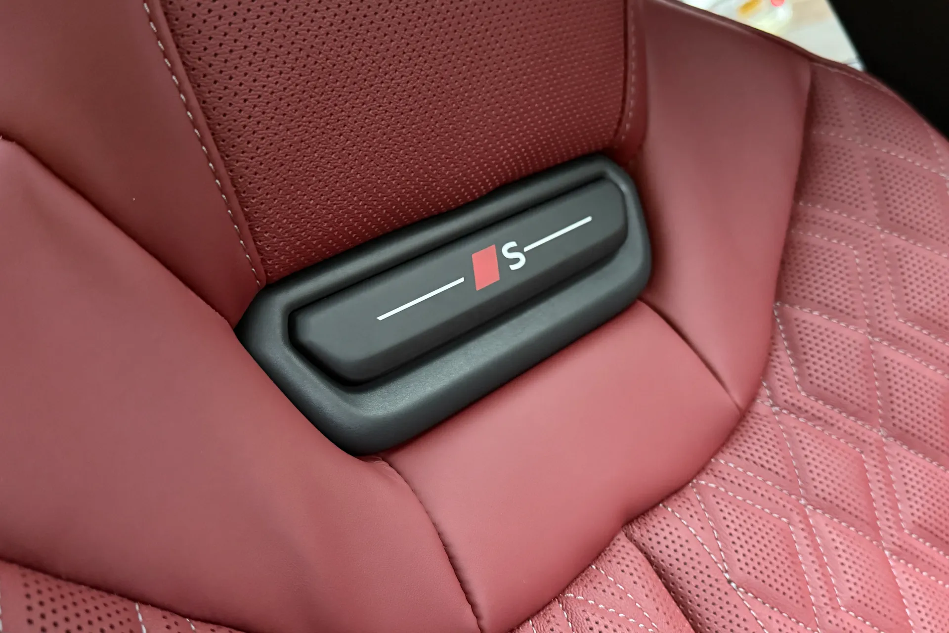 Audi A5 thumbnail image number 22