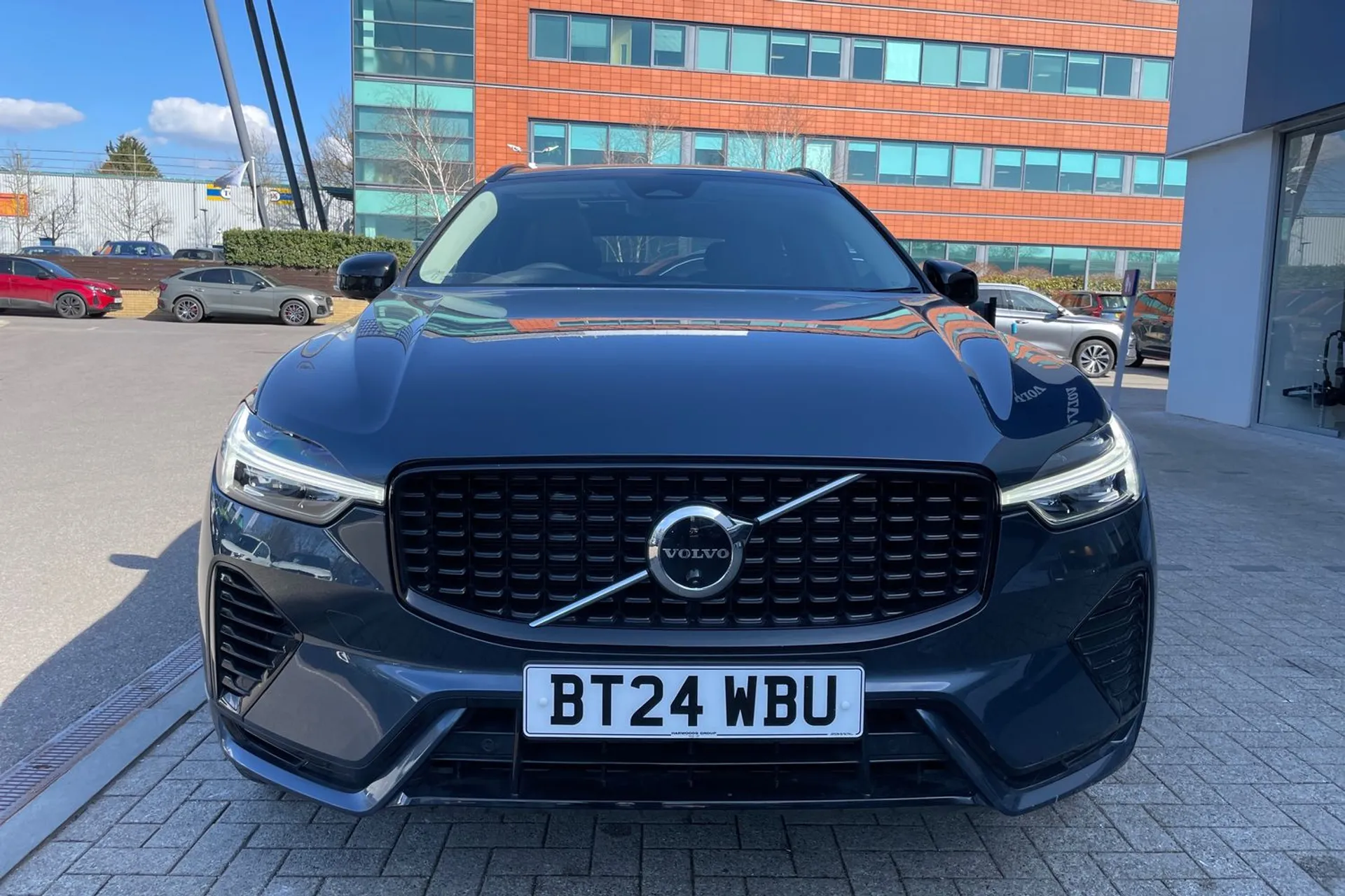 Volvo XC60 thumbnail image number 12