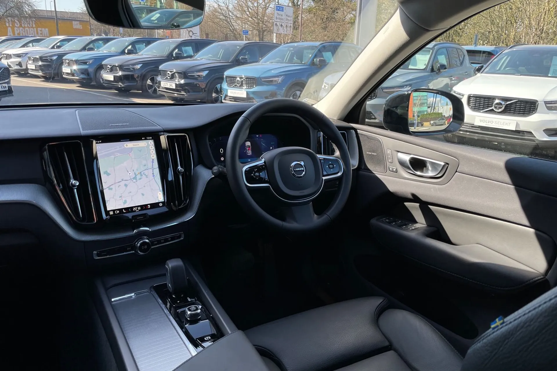 Volvo XC60 thumbnail image number 33