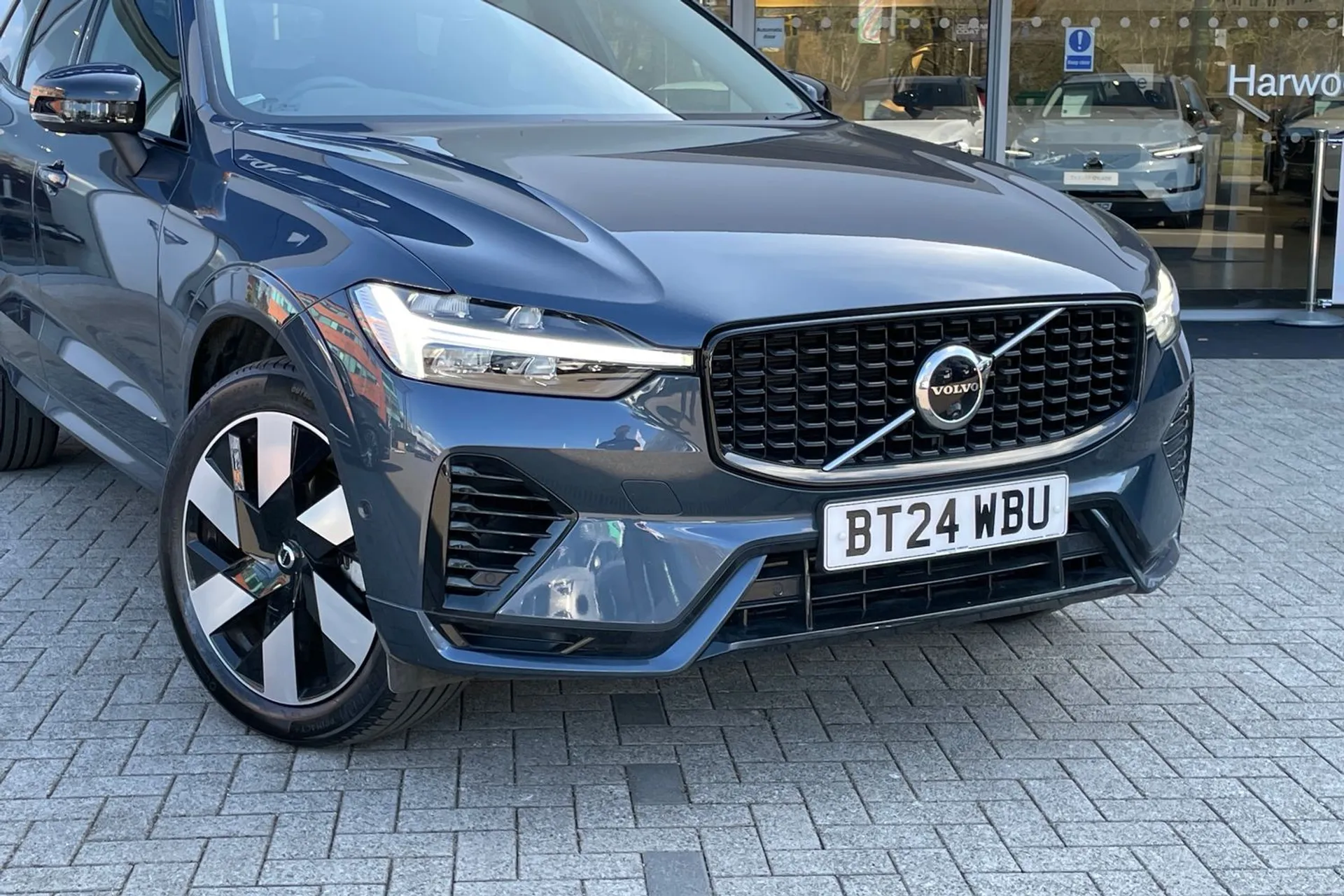 Volvo XC60 thumbnail image number 6