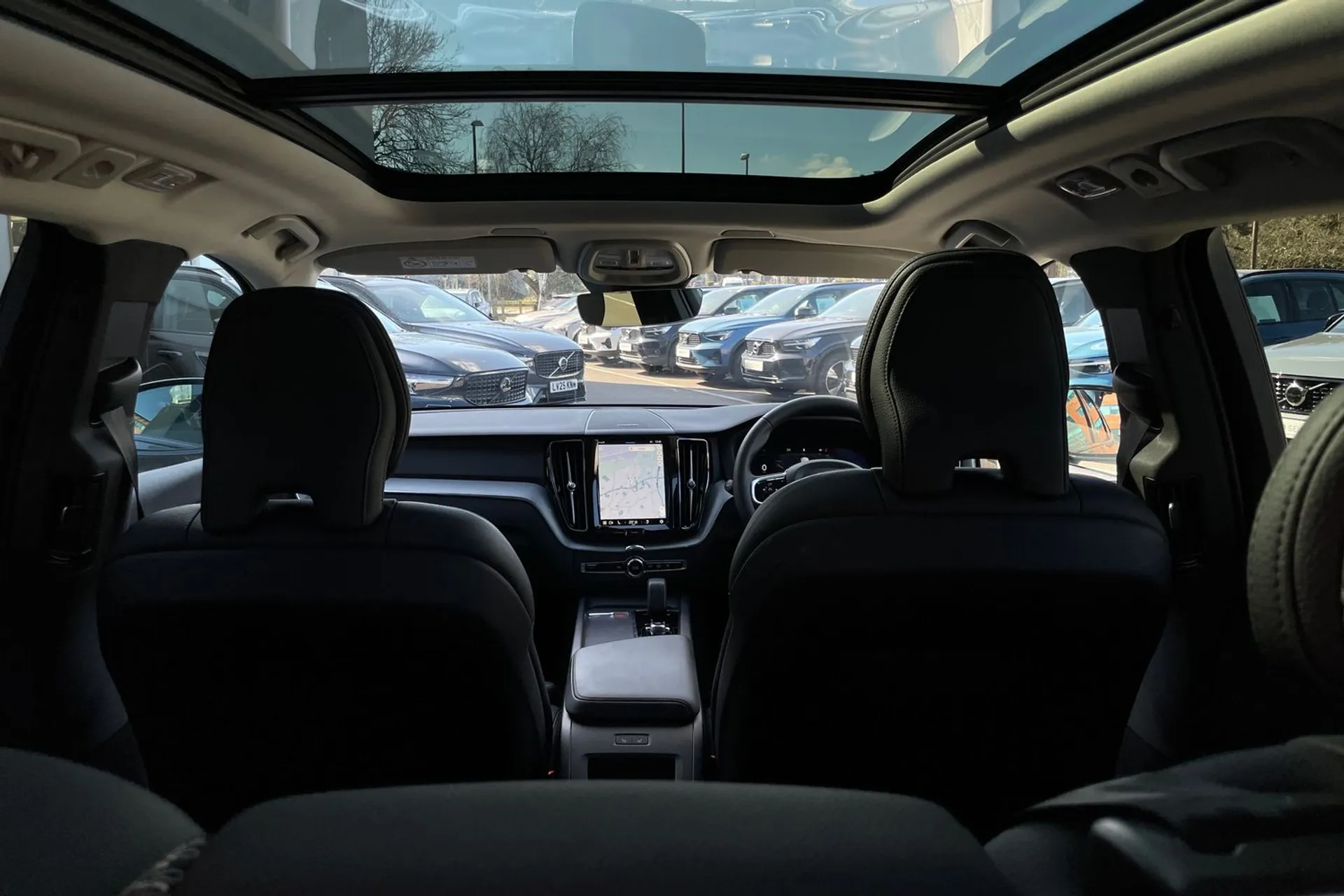Volvo XC60 thumbnail image number 21