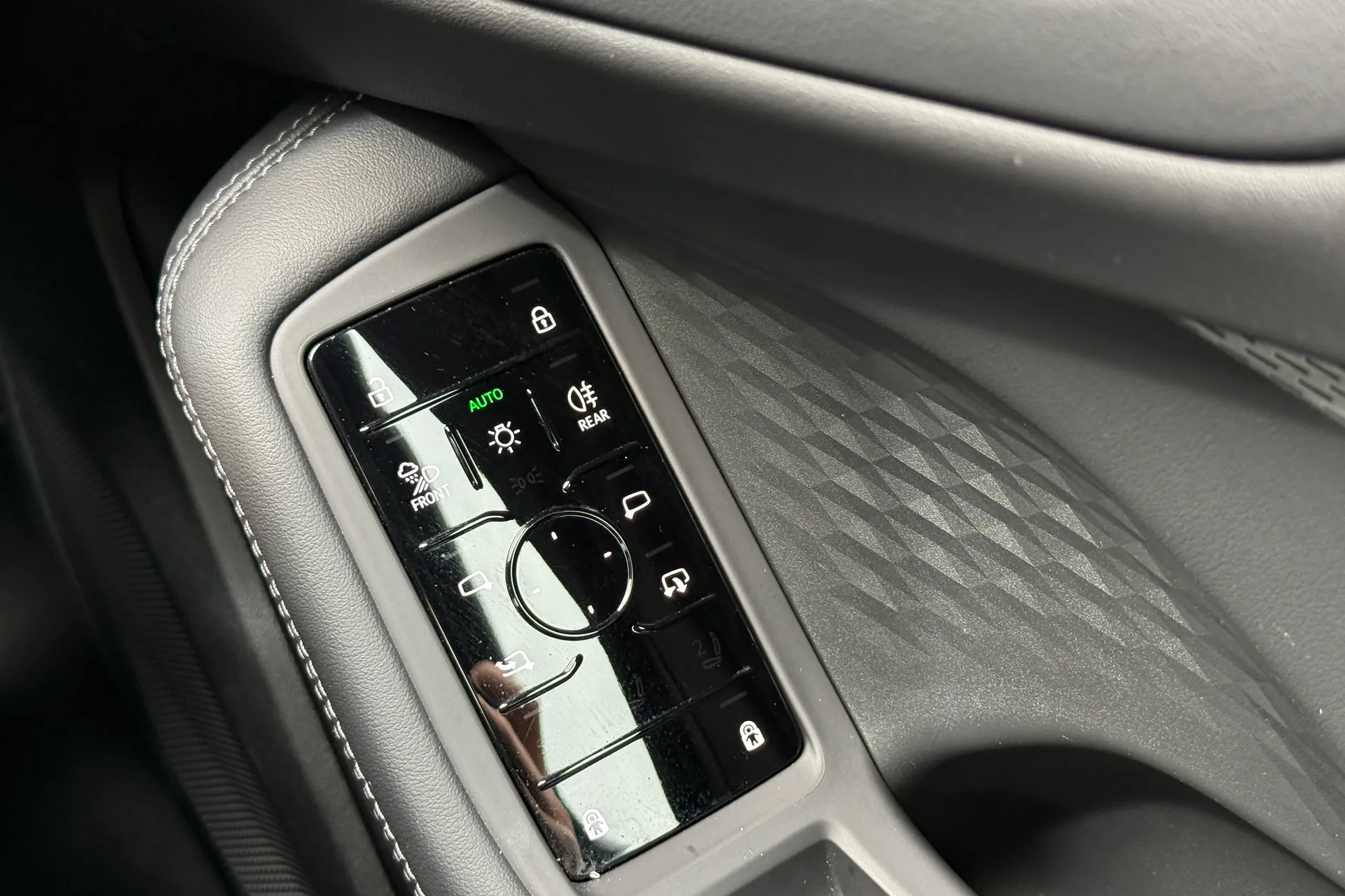 Audi A5 thumbnail image number 16