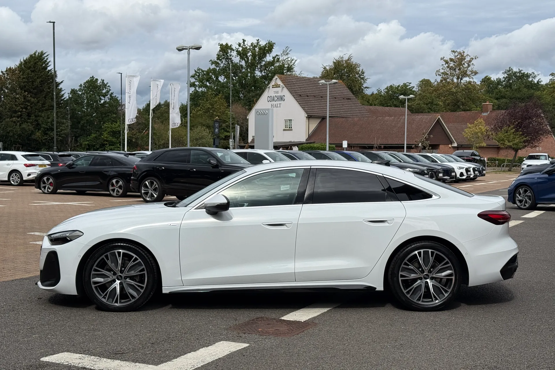 Audi A5 thumbnail image number 44