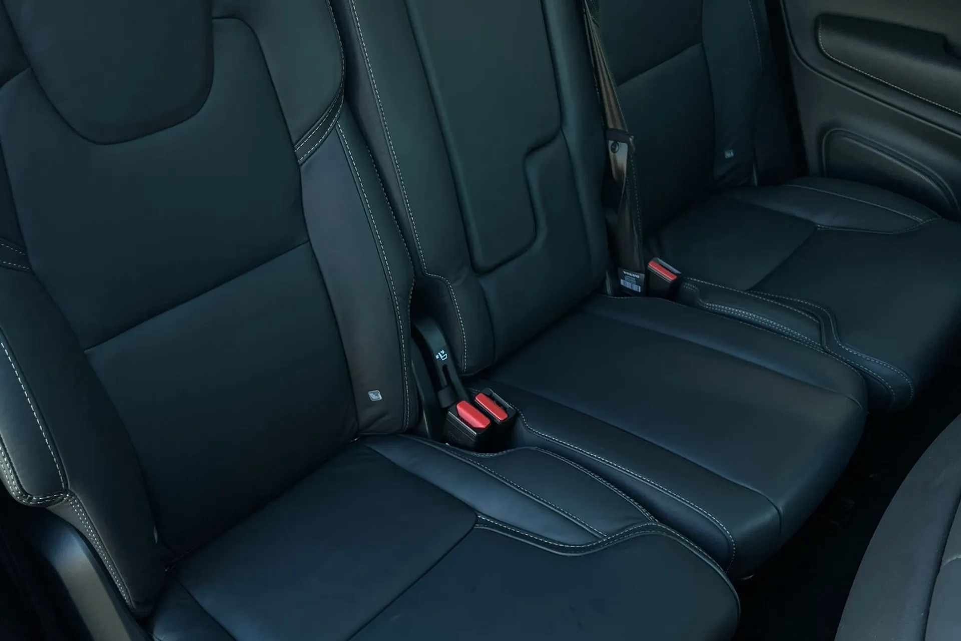 Volvo XC90 thumbnail image number 27