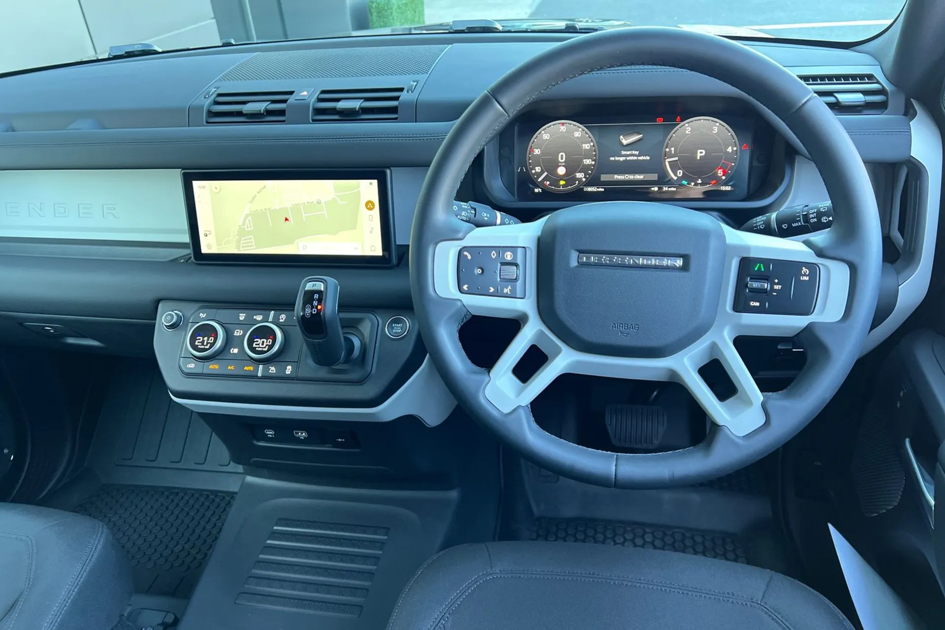 LAND ROVER DEFENDER thumbnail image number 39