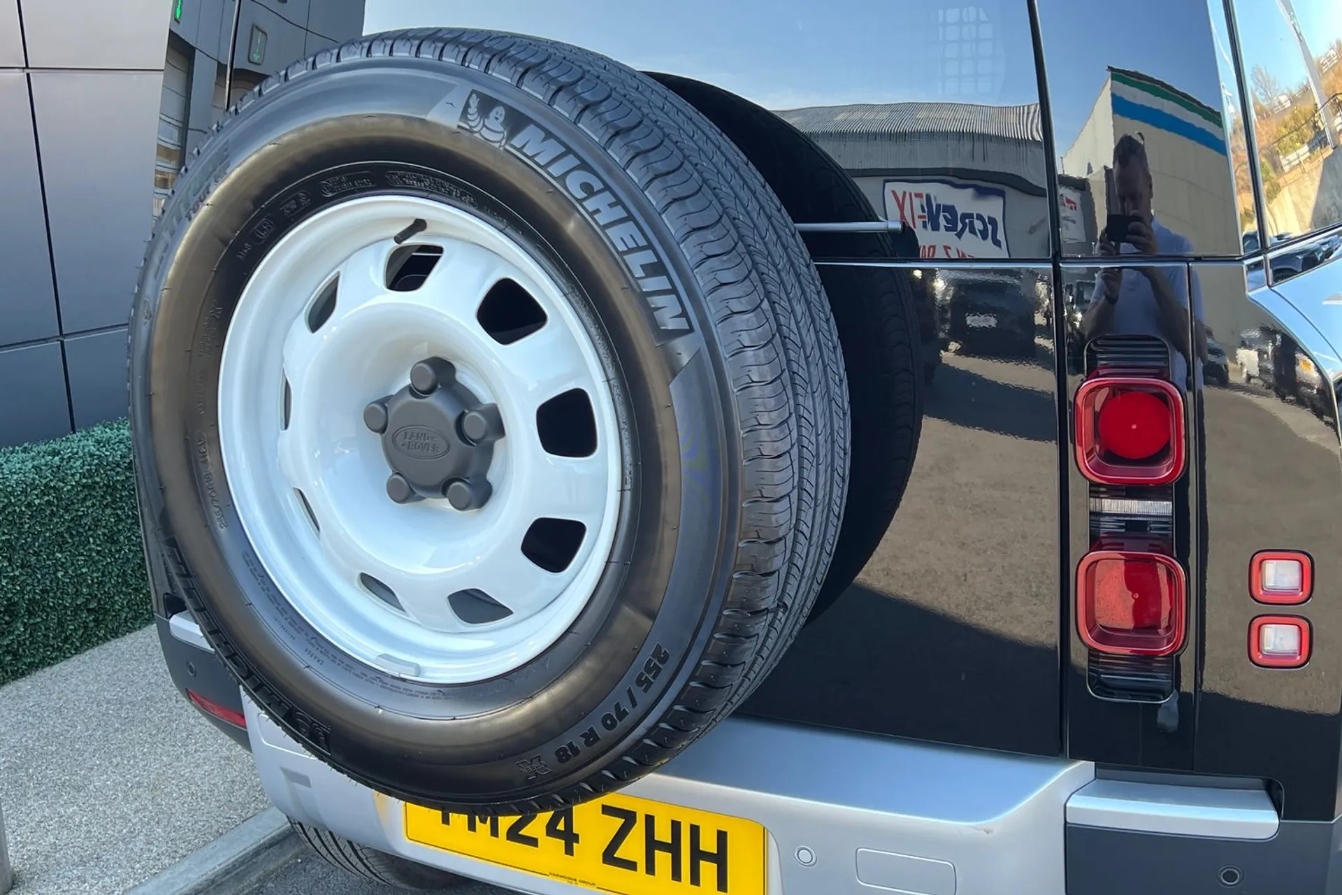 LAND ROVER DEFENDER thumbnail image number 19