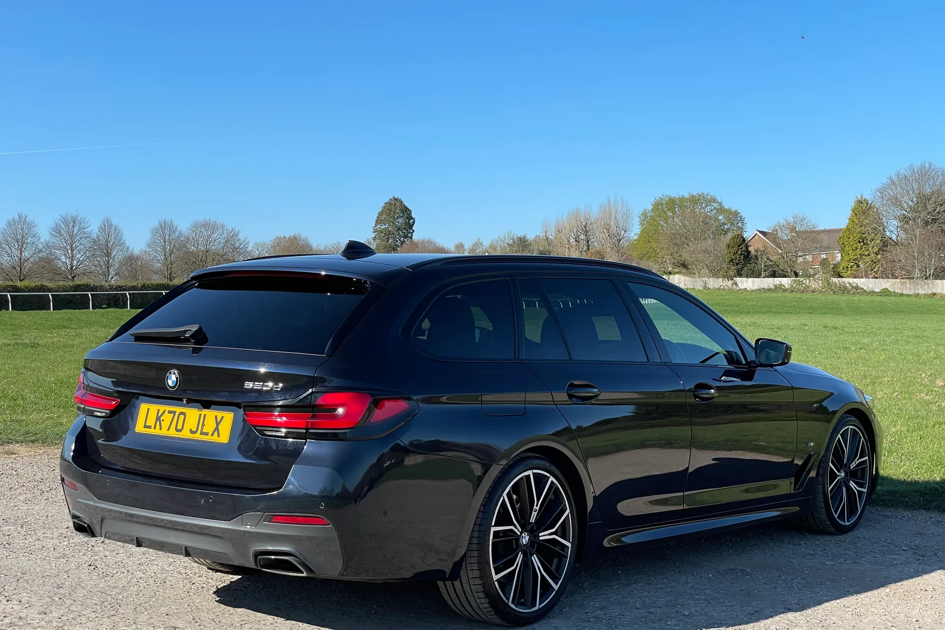 BMW 5 SERIES thumbnail image number 23