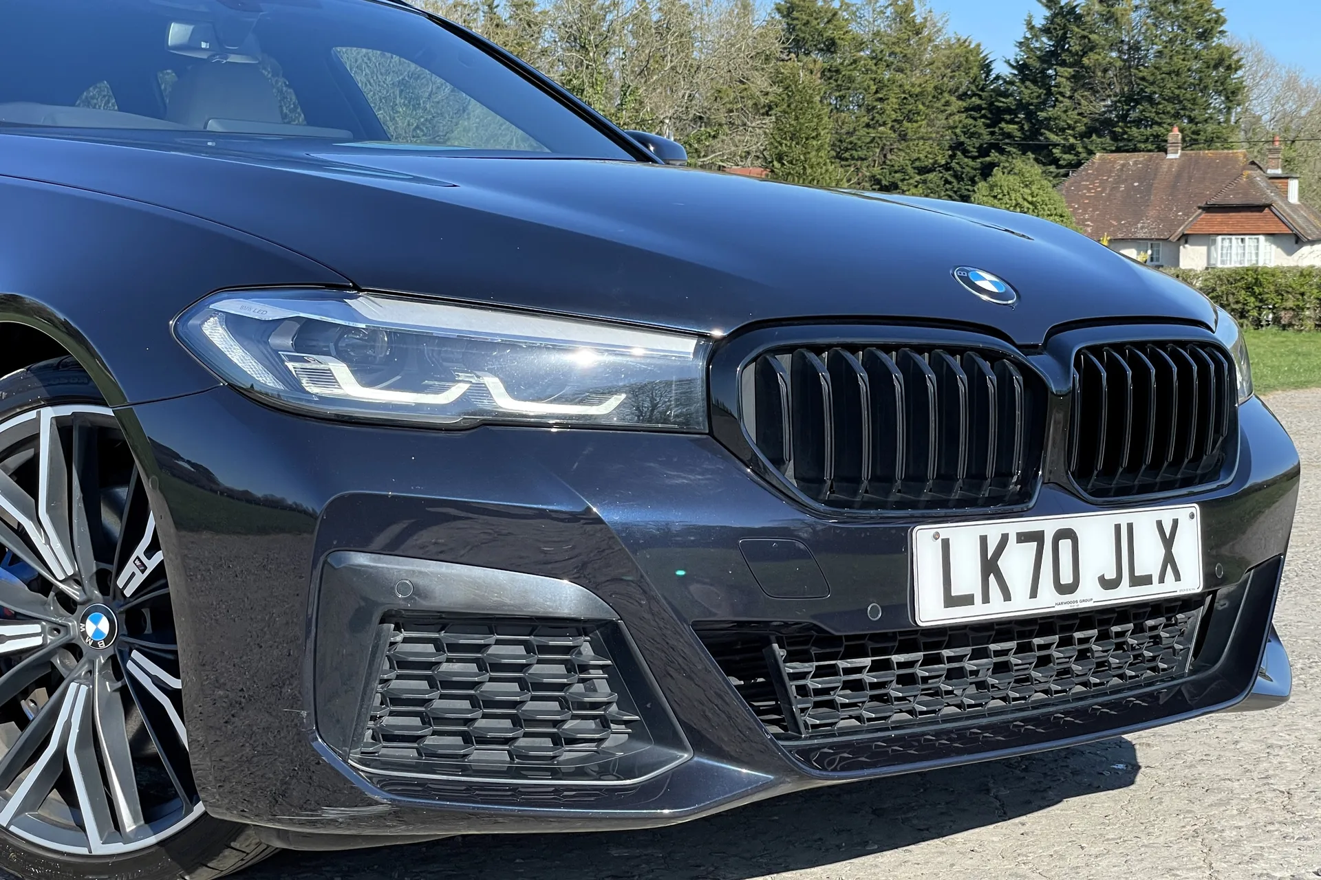 BMW 5 SERIES thumbnail image number 20