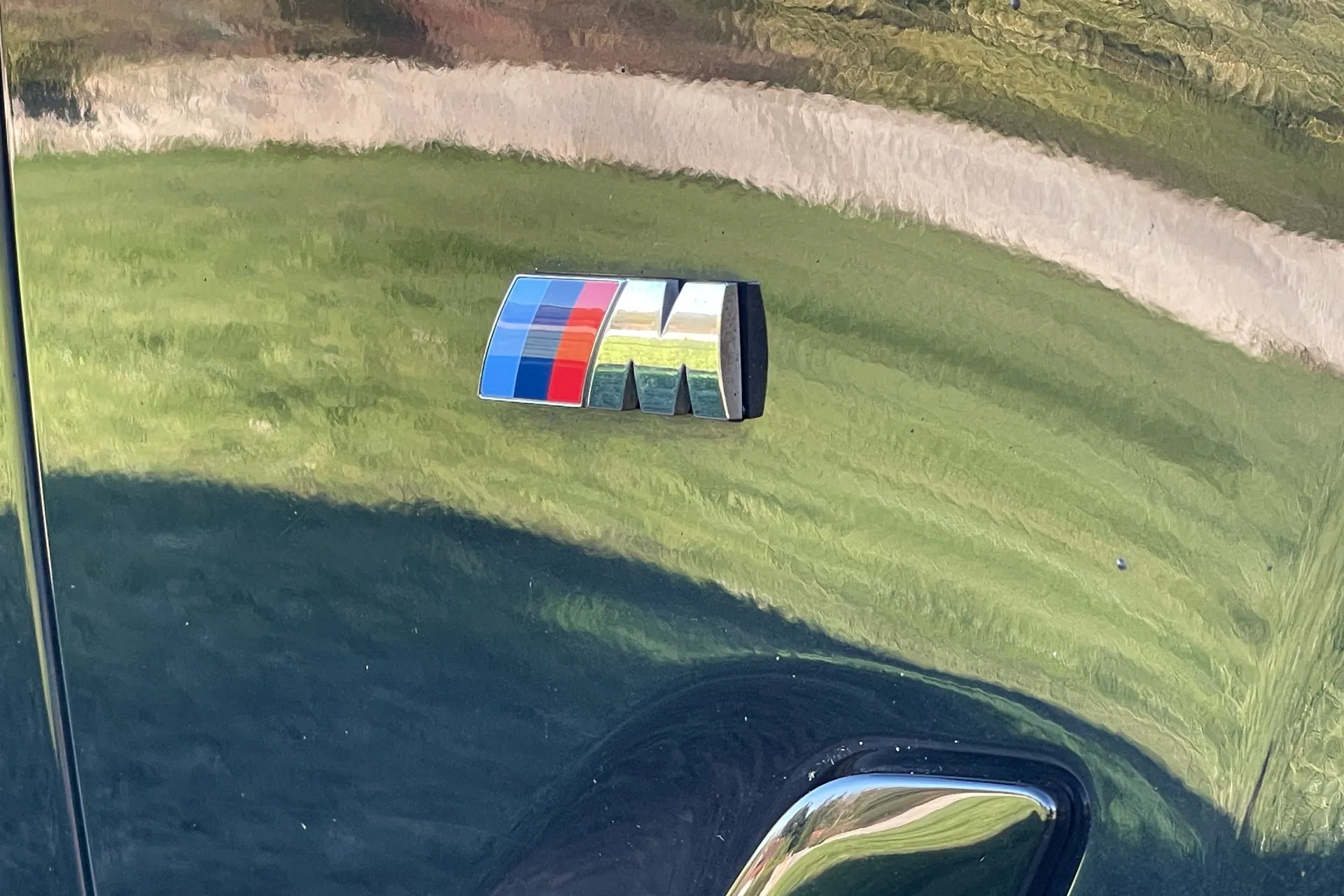 BMW 5 SERIES thumbnail image number 4