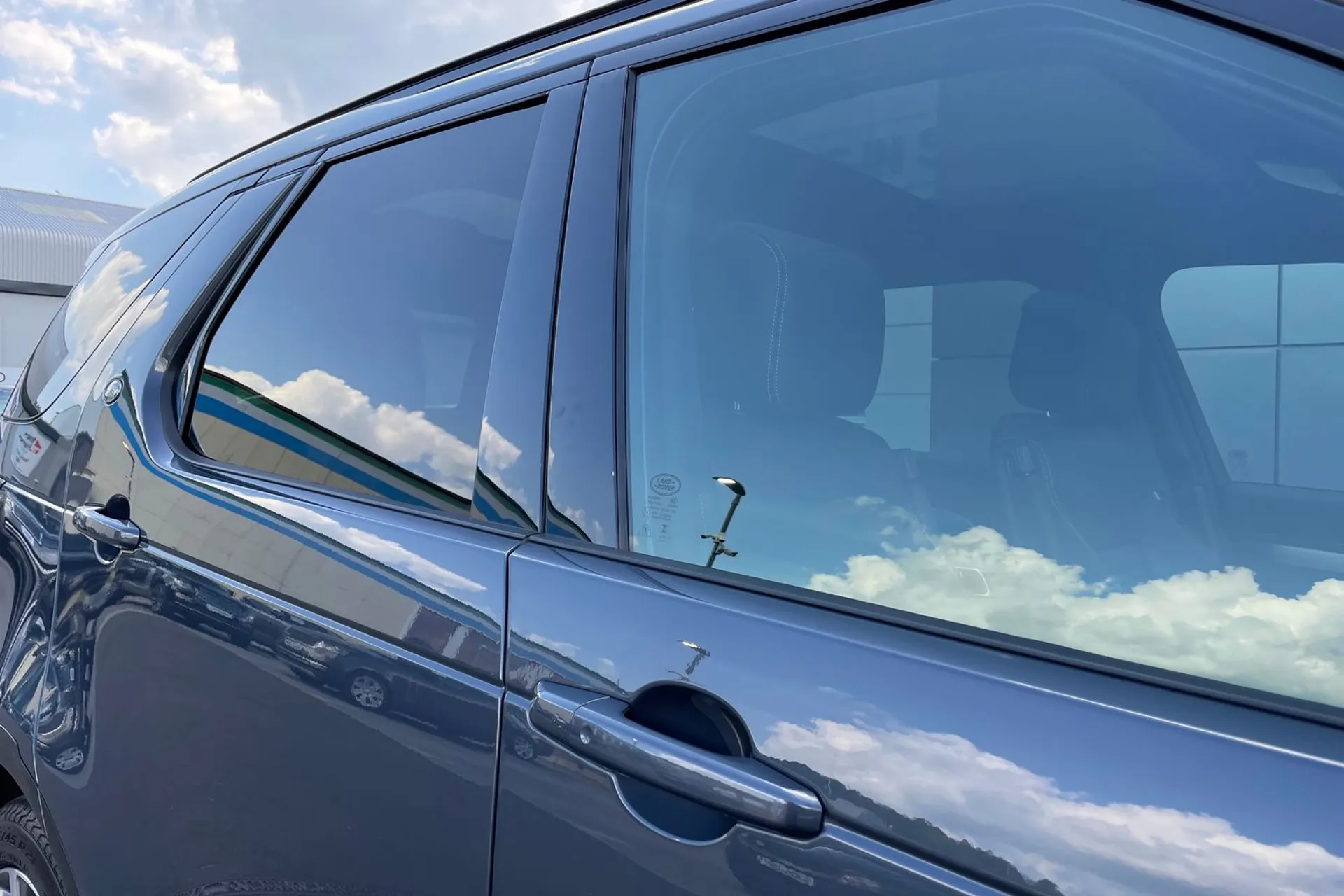 LAND ROVER DISCOVERY thumbnail image number 31