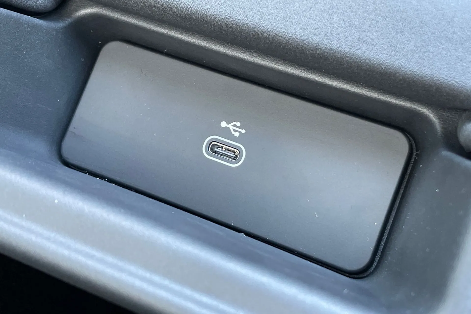 LAND ROVER DISCOVERY thumbnail image number 57