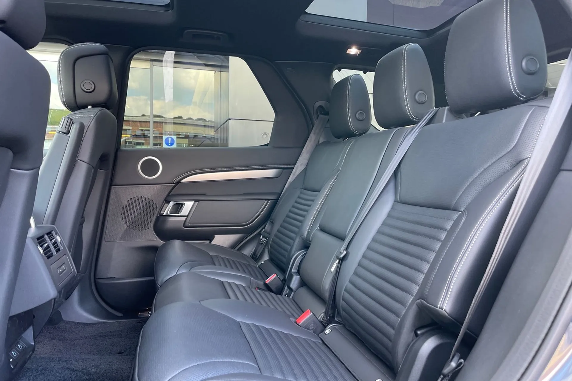 LAND ROVER DISCOVERY thumbnail image number 53