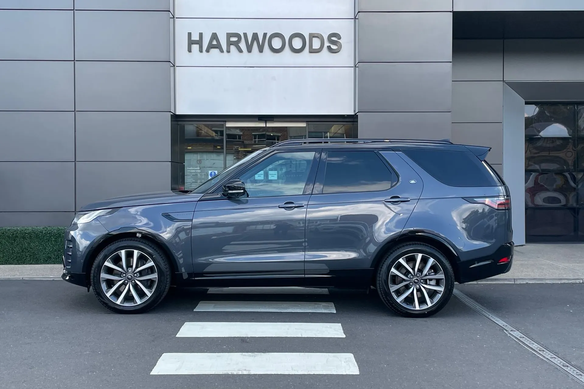 LAND ROVER DISCOVERY thumbnail image number 6