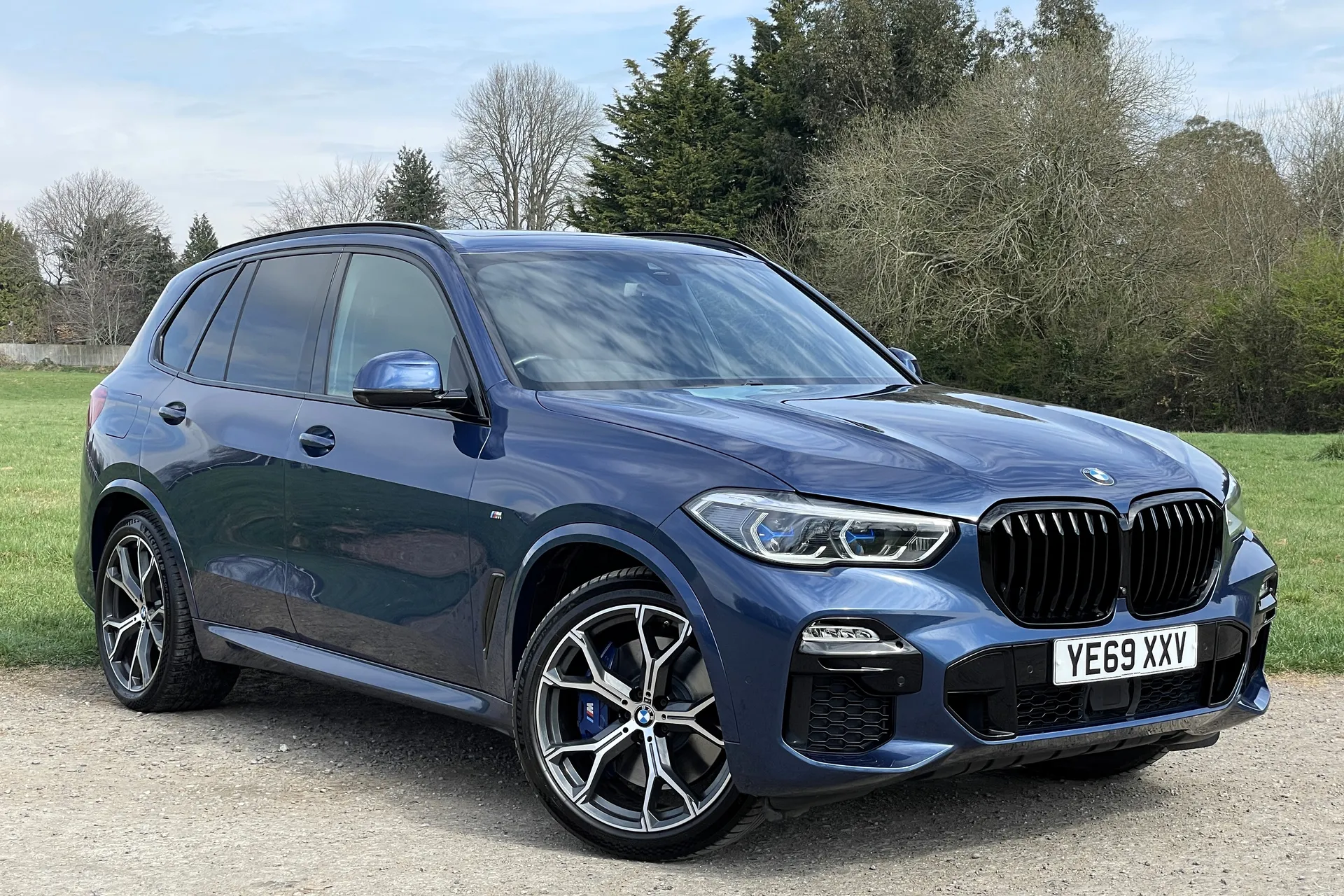 BMW X5 focused image